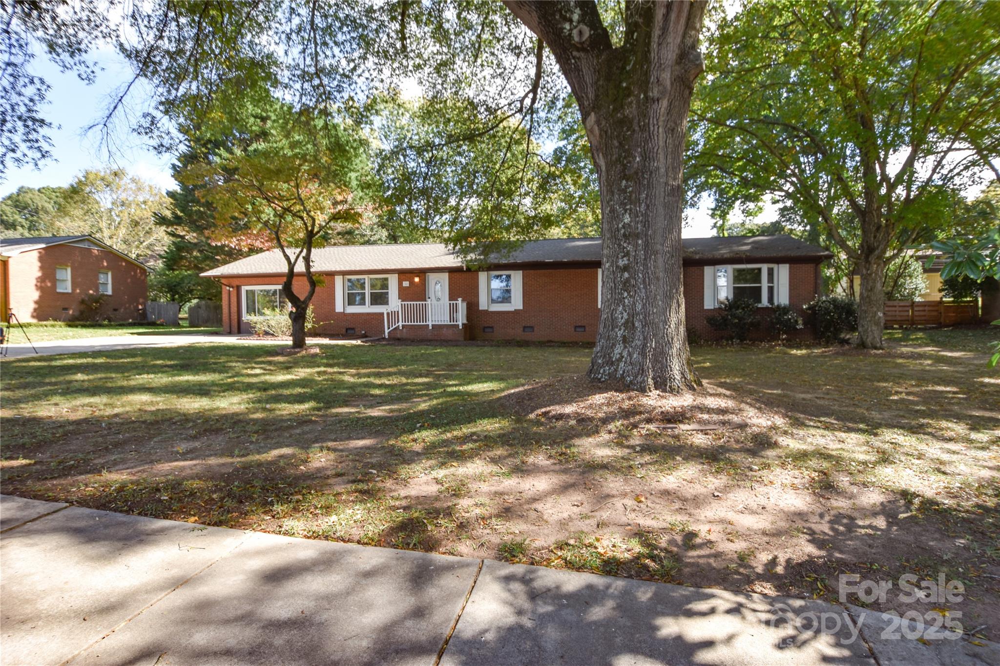 846 S Magnolia Street