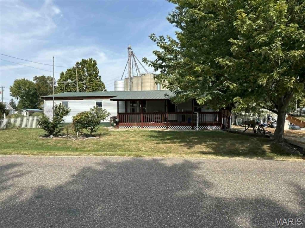 325 W Main Street