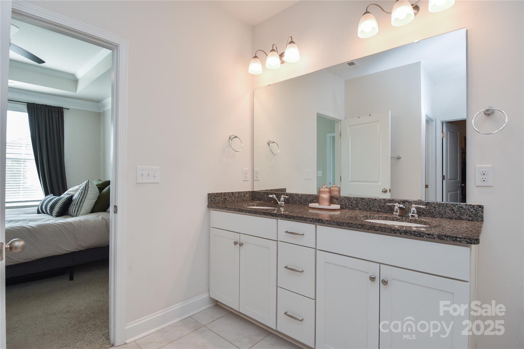 5010 Grand Champion Court