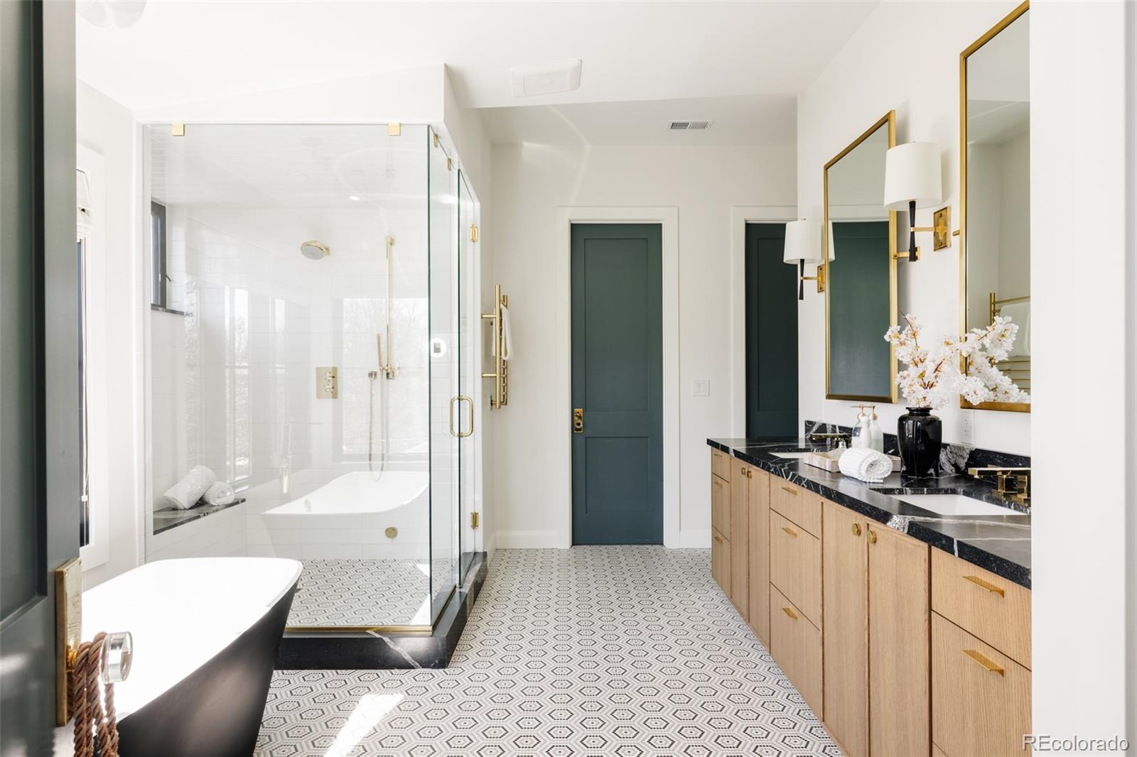 1641 S Corona Street