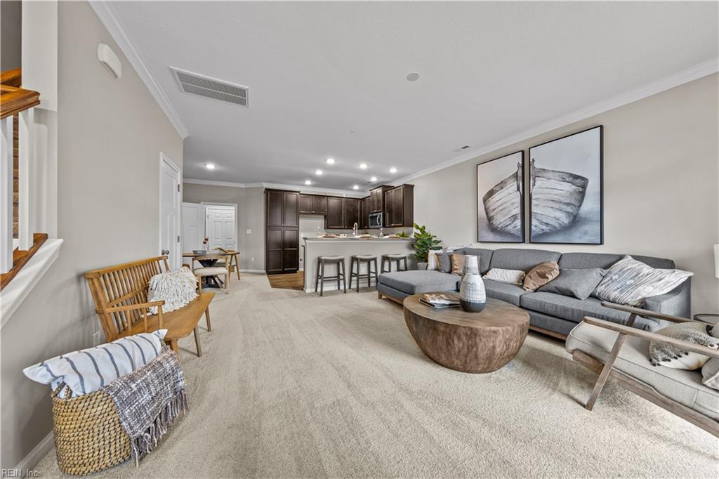 MM Crystal Model @ Watermark