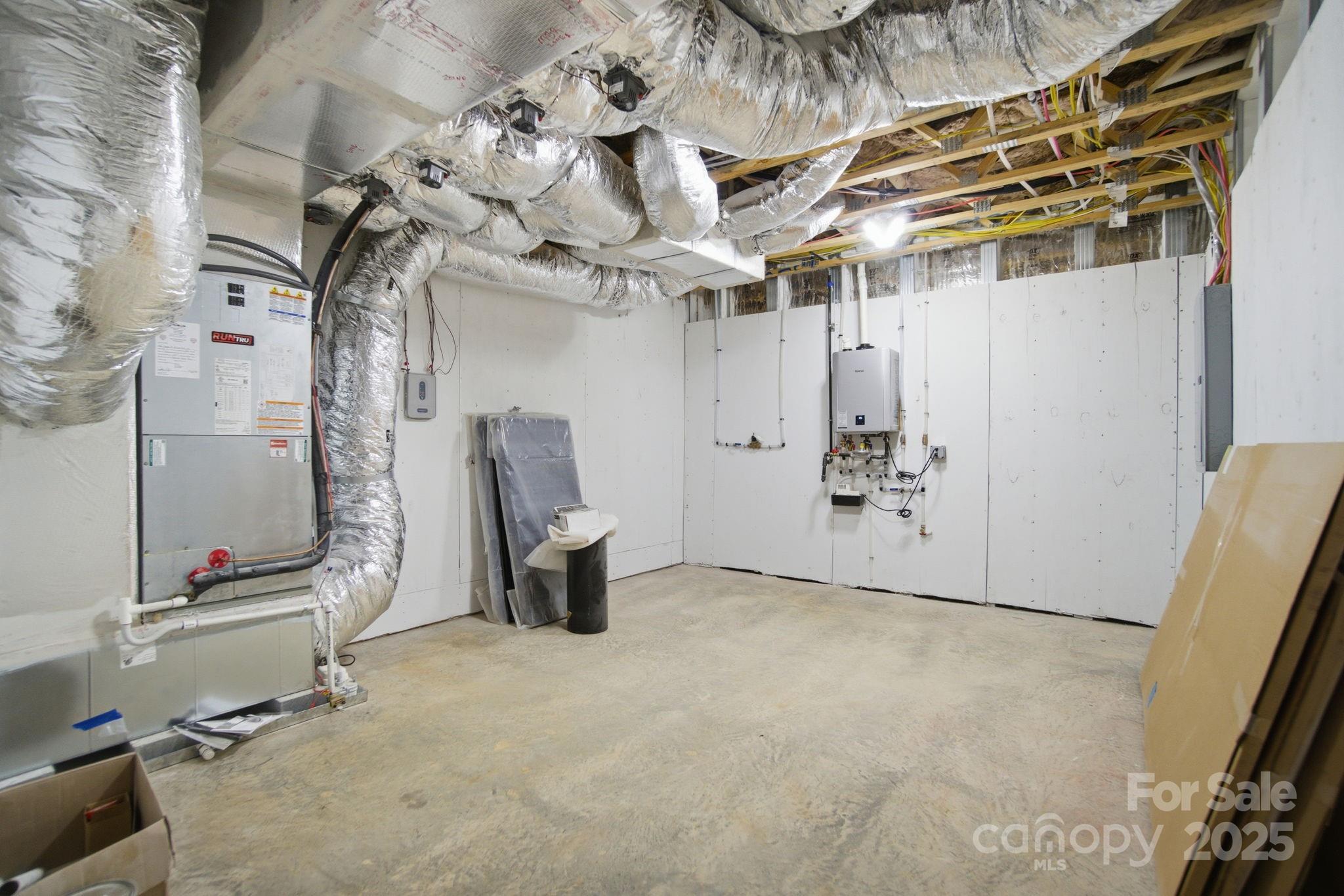 1597 Compass Court 152