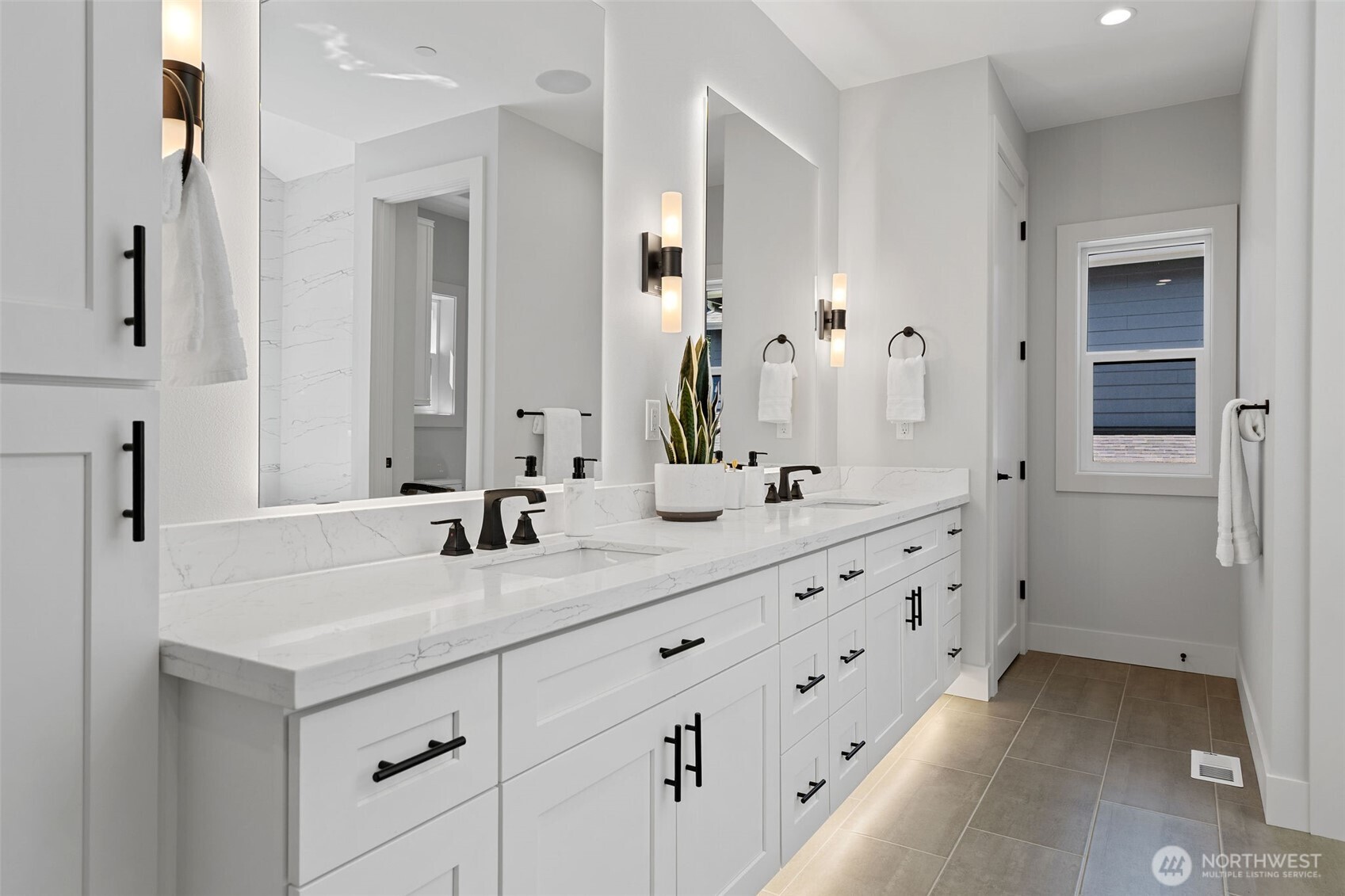 Elegant Primary Vanity