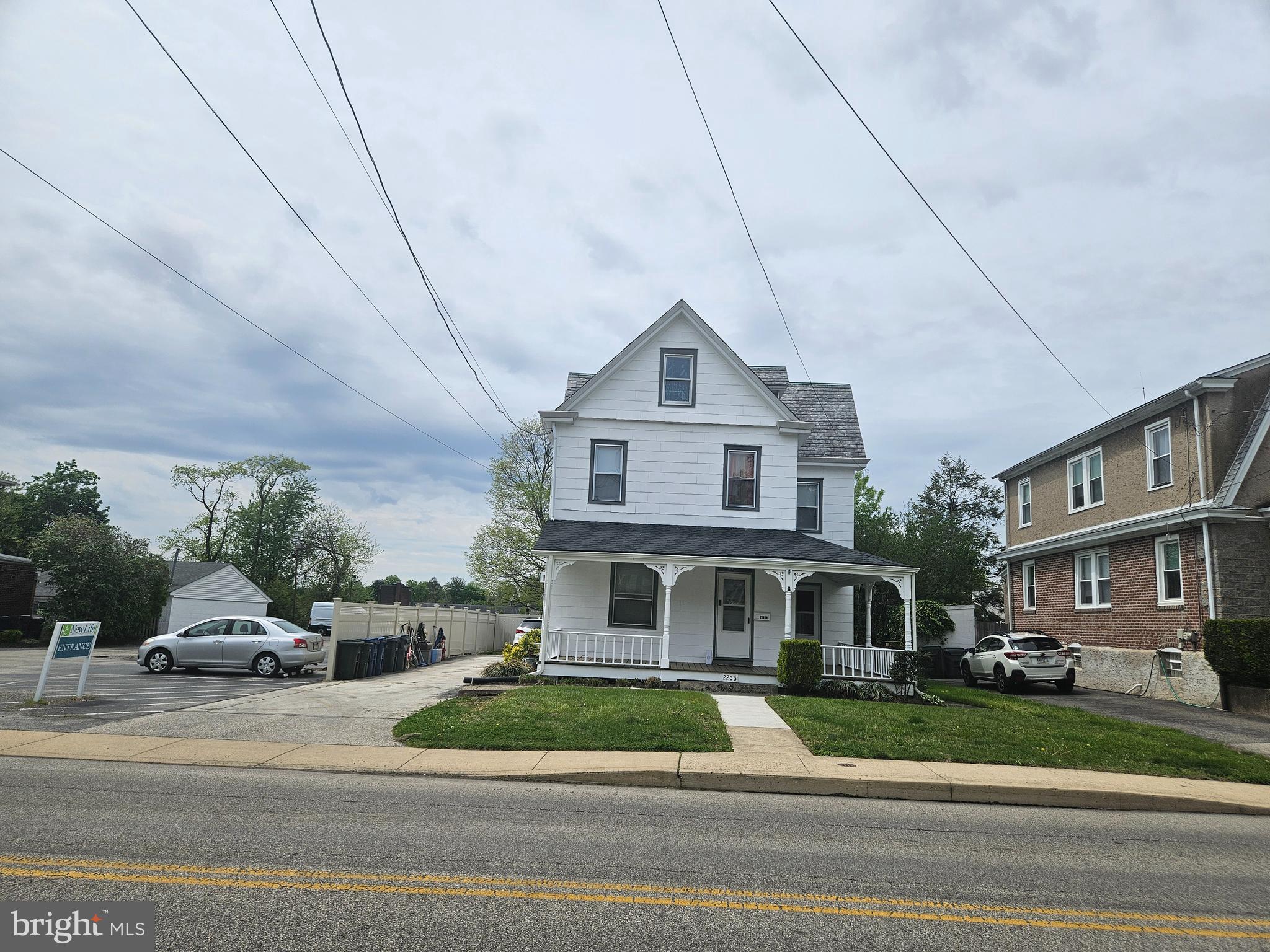 2266 Jenkintown Rd  
