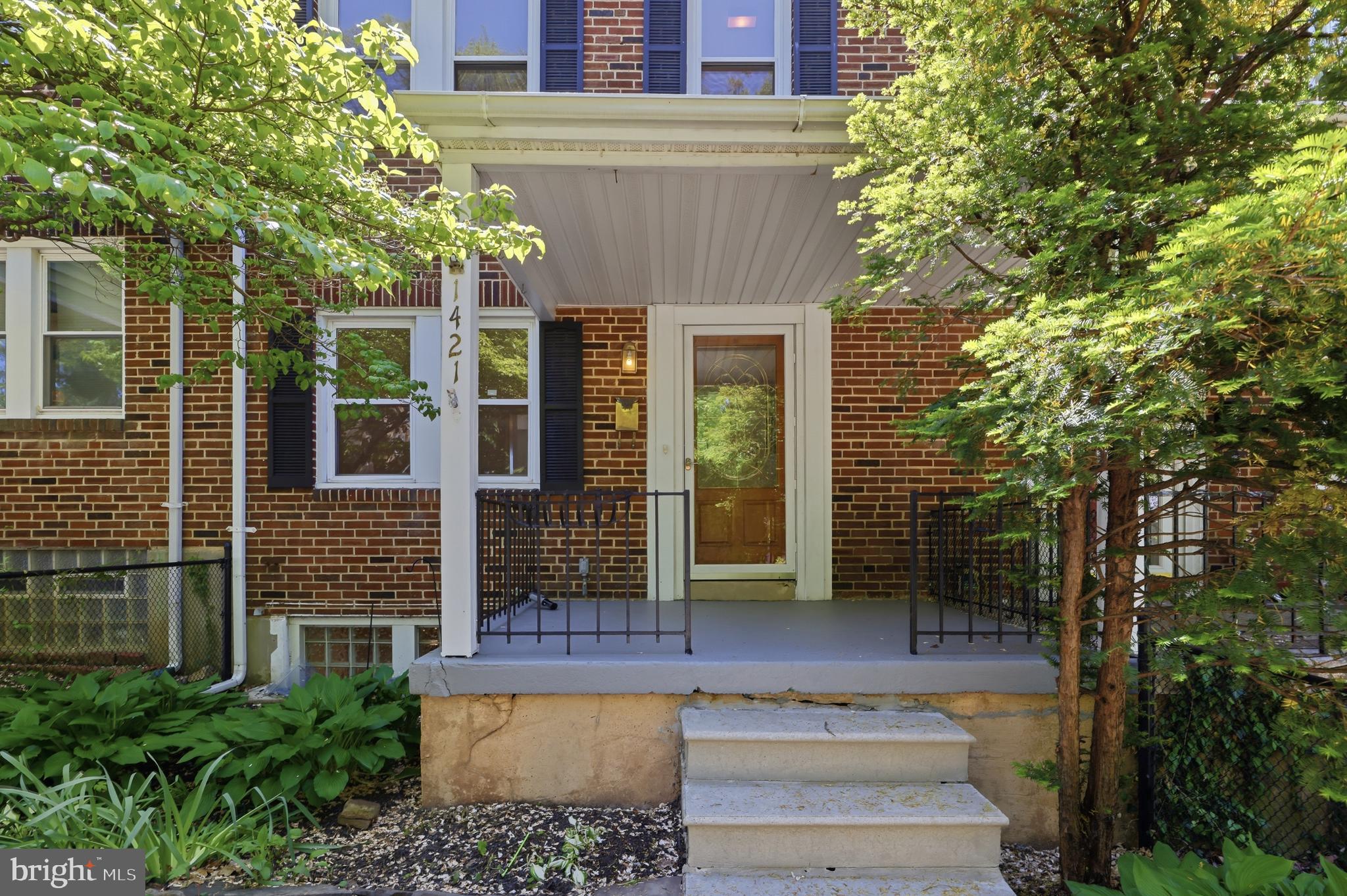 1421 W 41st Street W