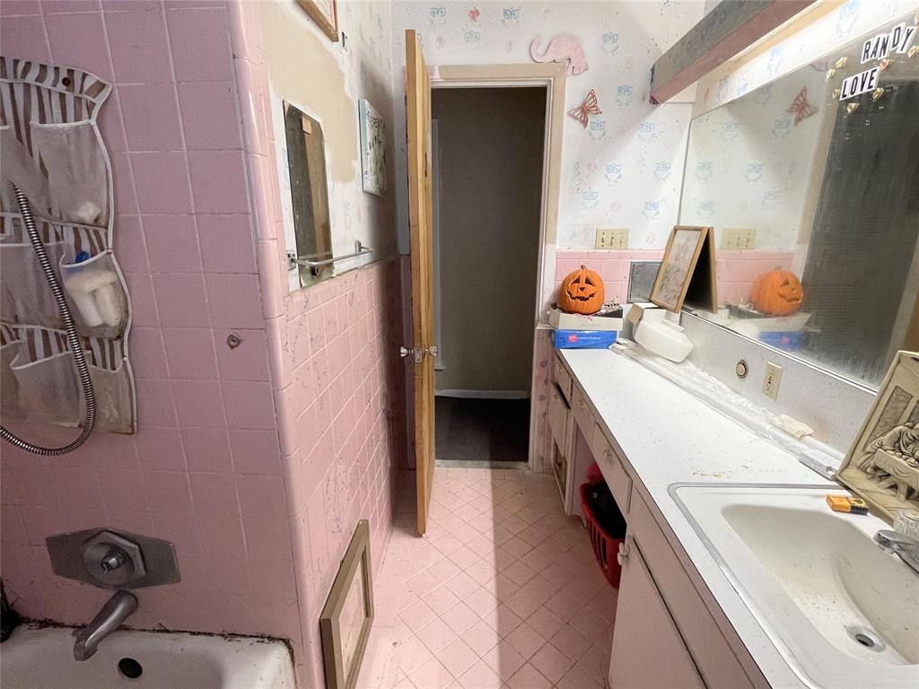 2506 SE 11th Street