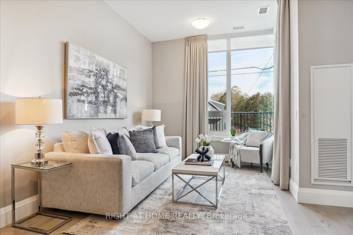 73 S Arthur St 101