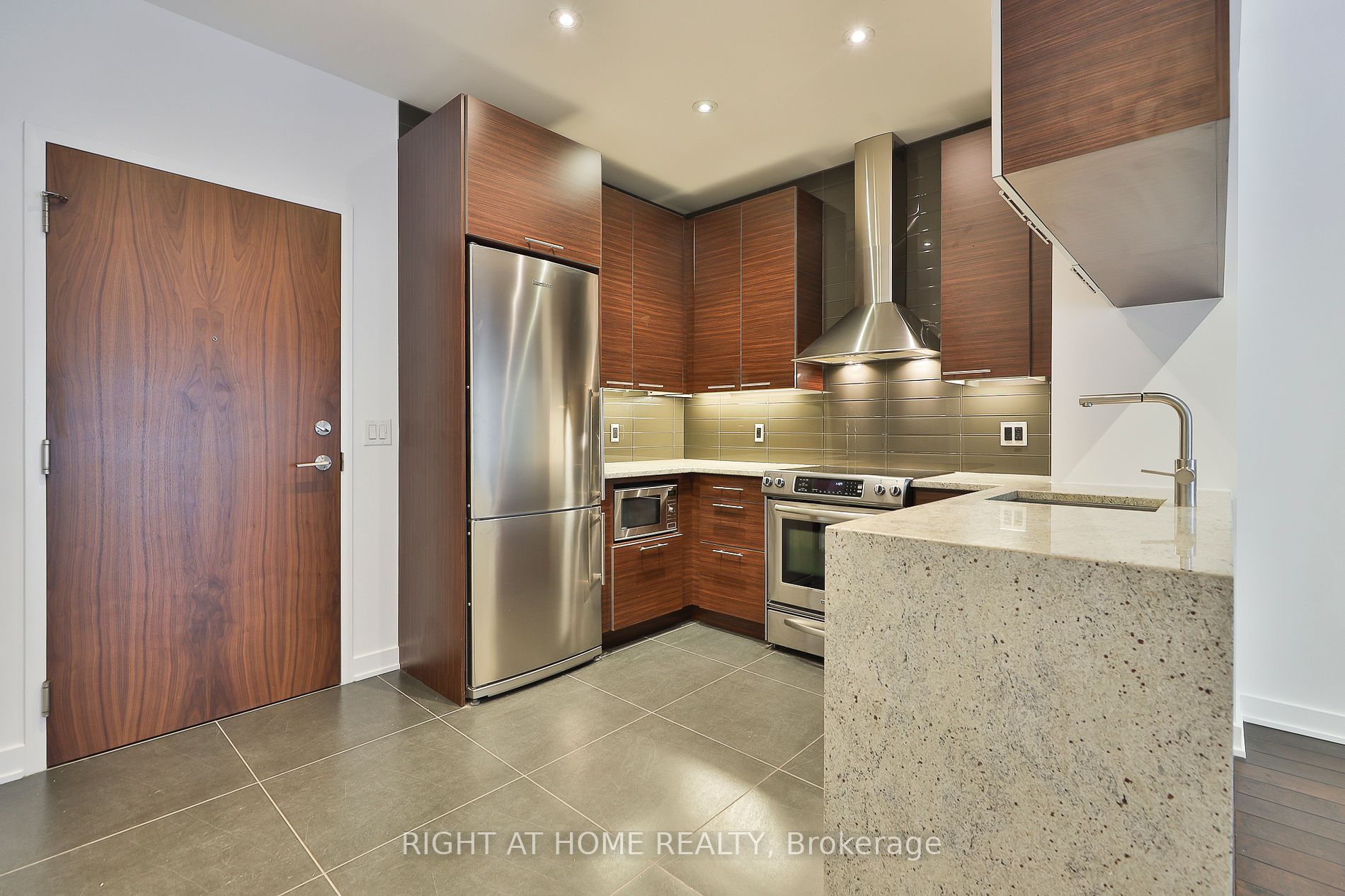 1 Market St 625