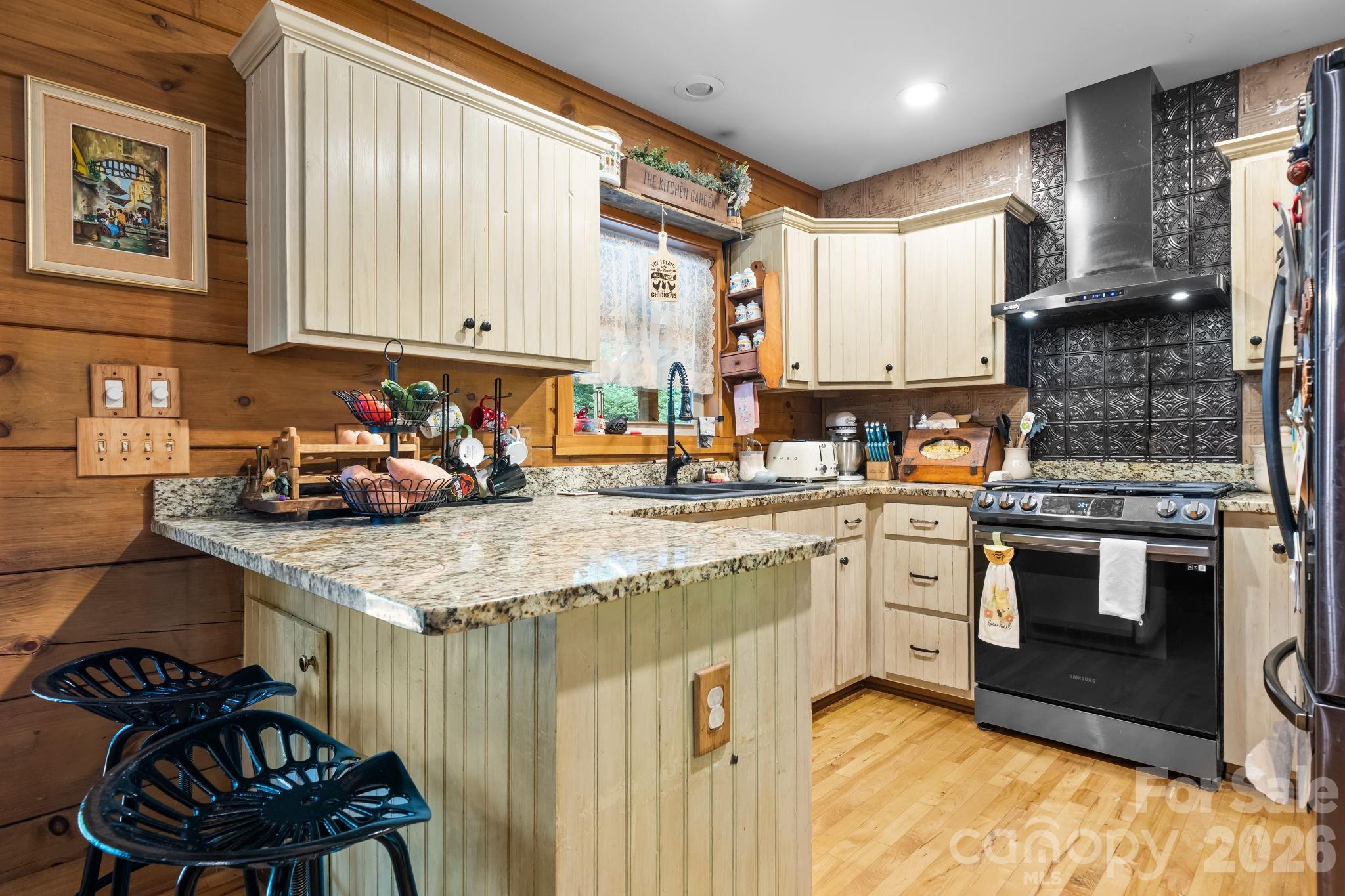 3355 Helton Hartley Place