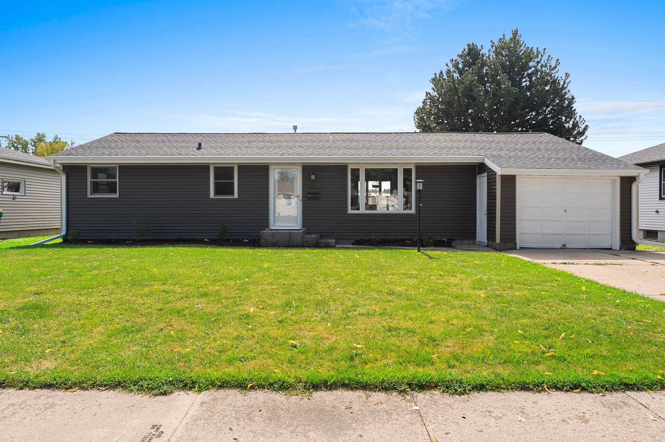 1682 Debra Lane