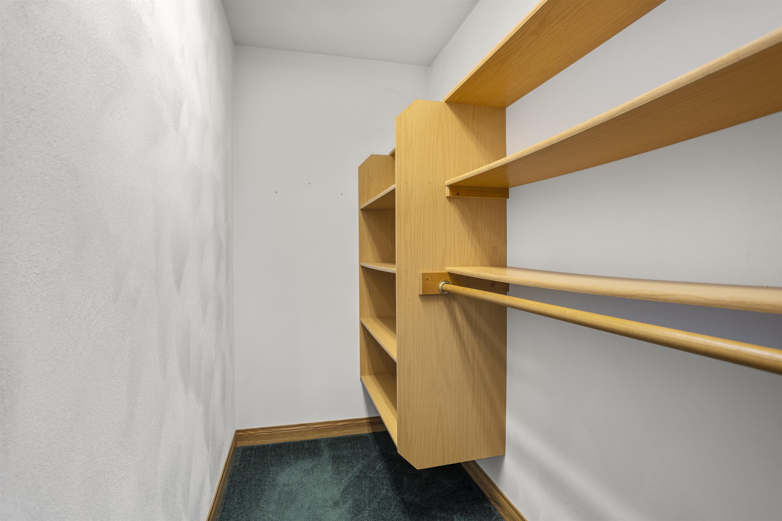 1501 E WYNDMERE Drive