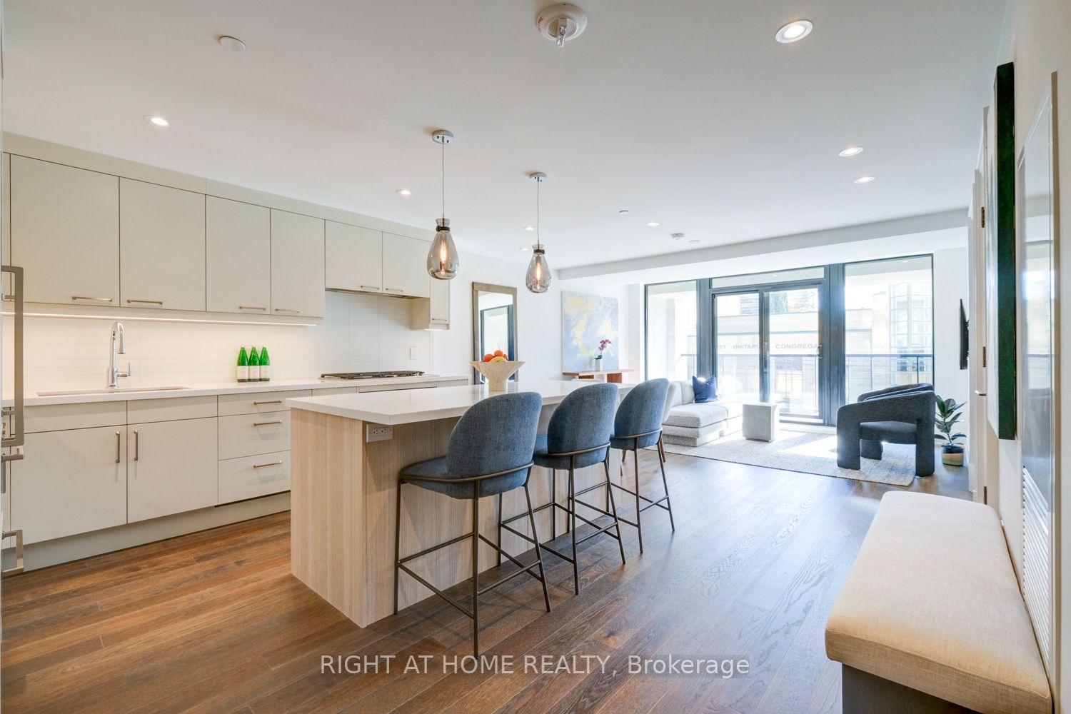 1 Forest Hill Rd 201