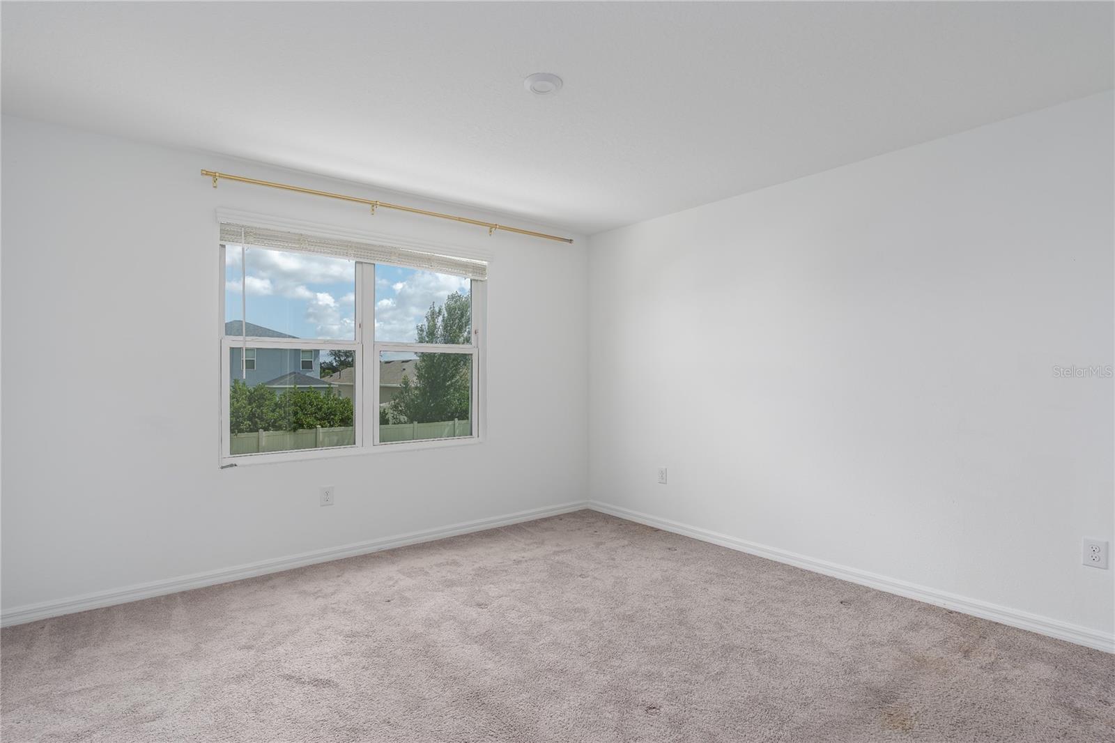 6344 Willowside Street