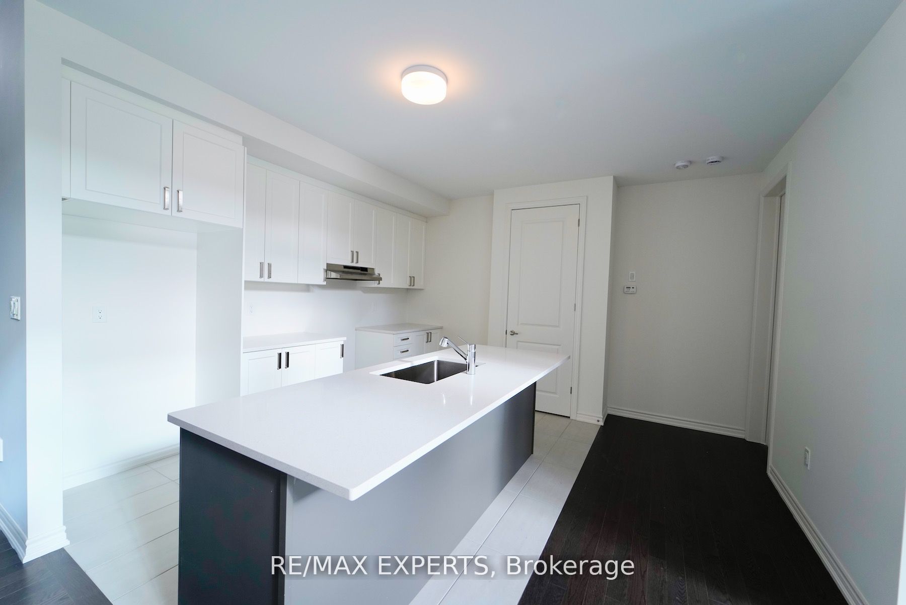 18 Mayapple St