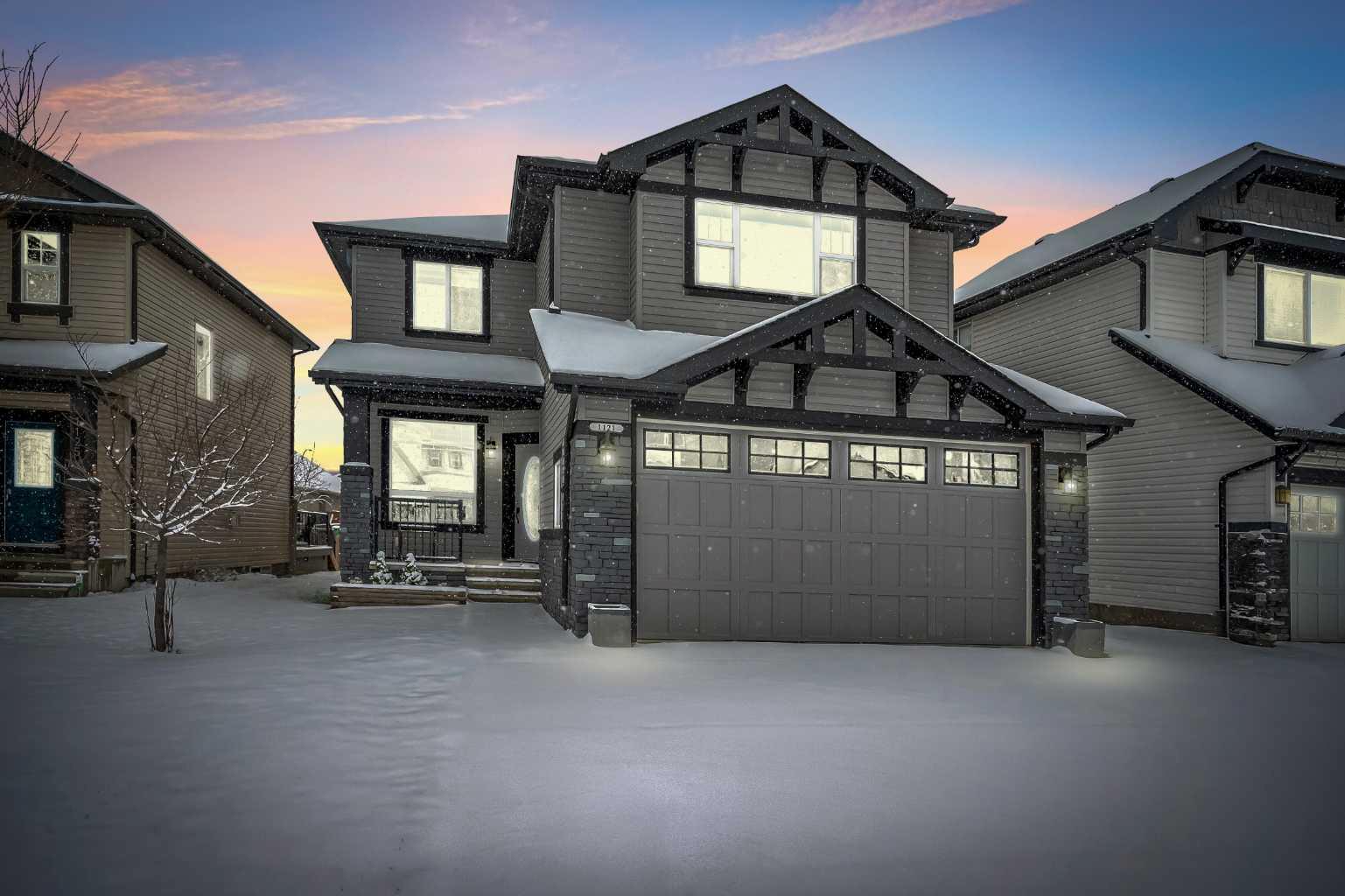 1121 Kingston Crescent SE
