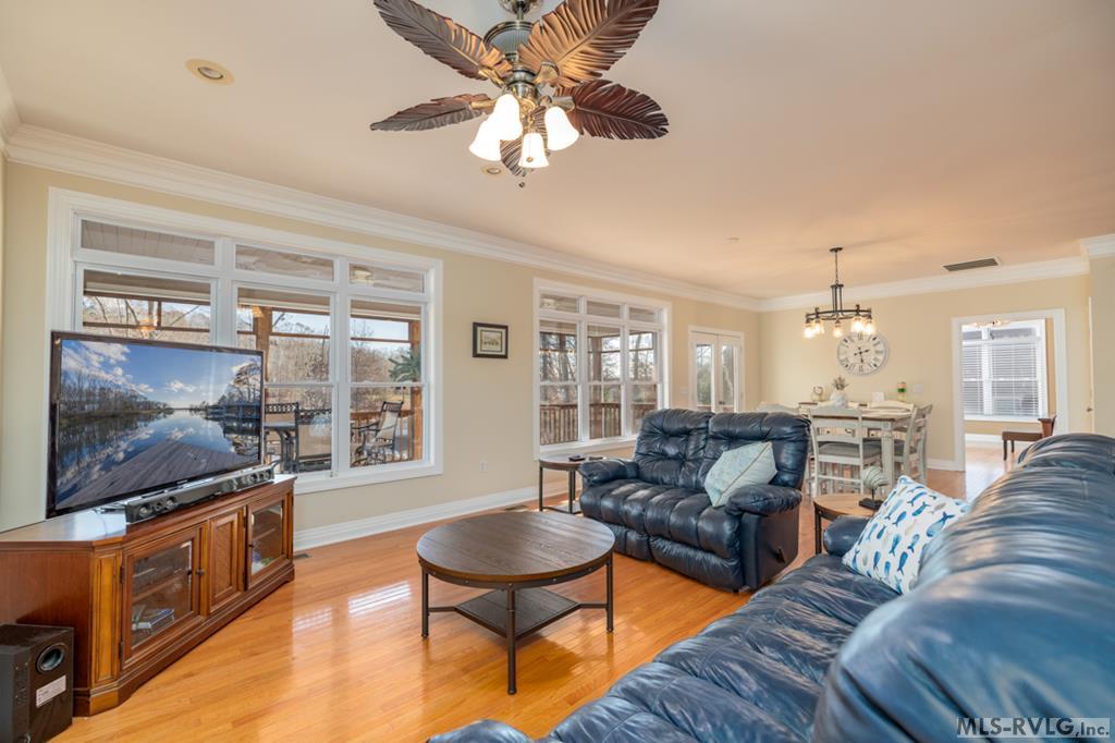82 Portside Lane
