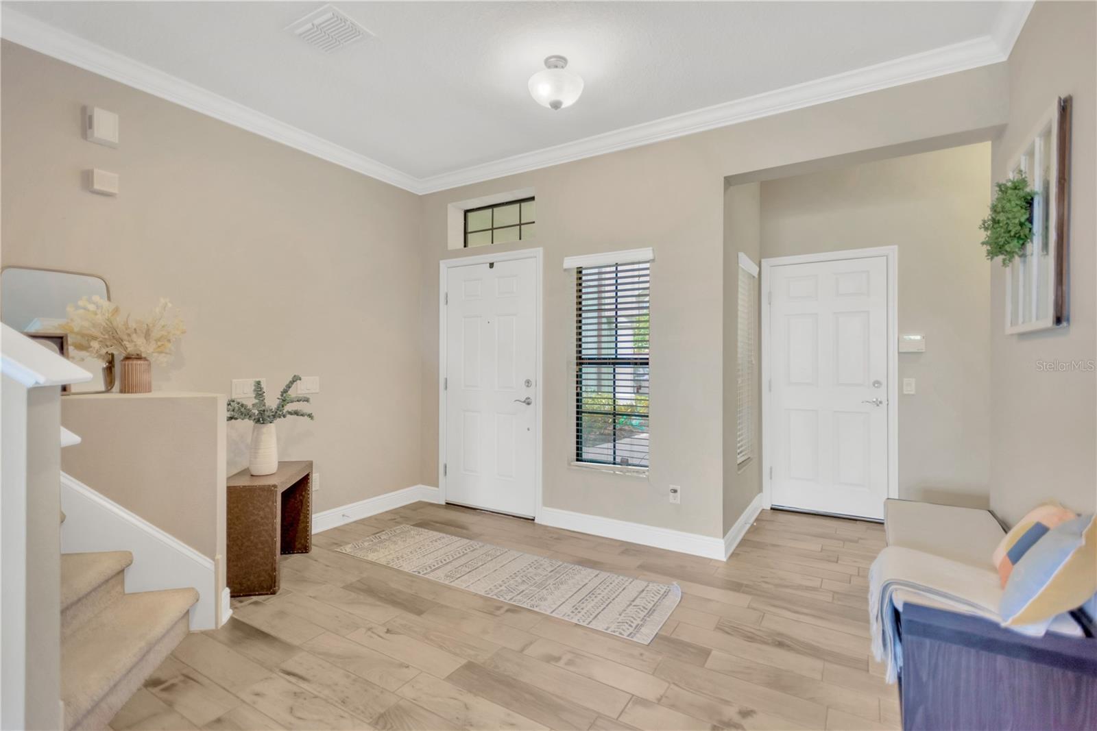 11632 Crowned Sparrow Lane