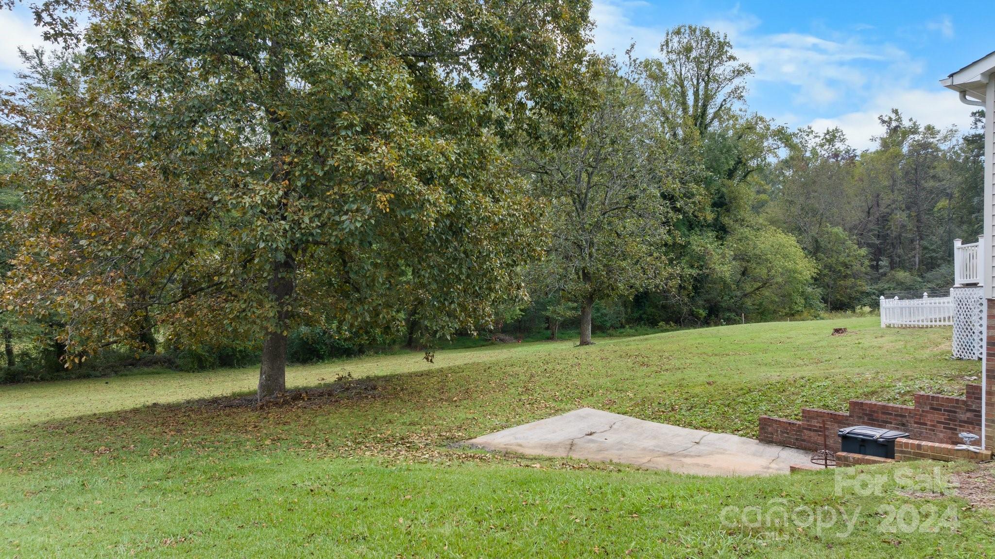 2461 Walt Arney Road