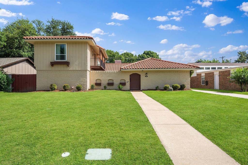 416 Forest Grove Drive