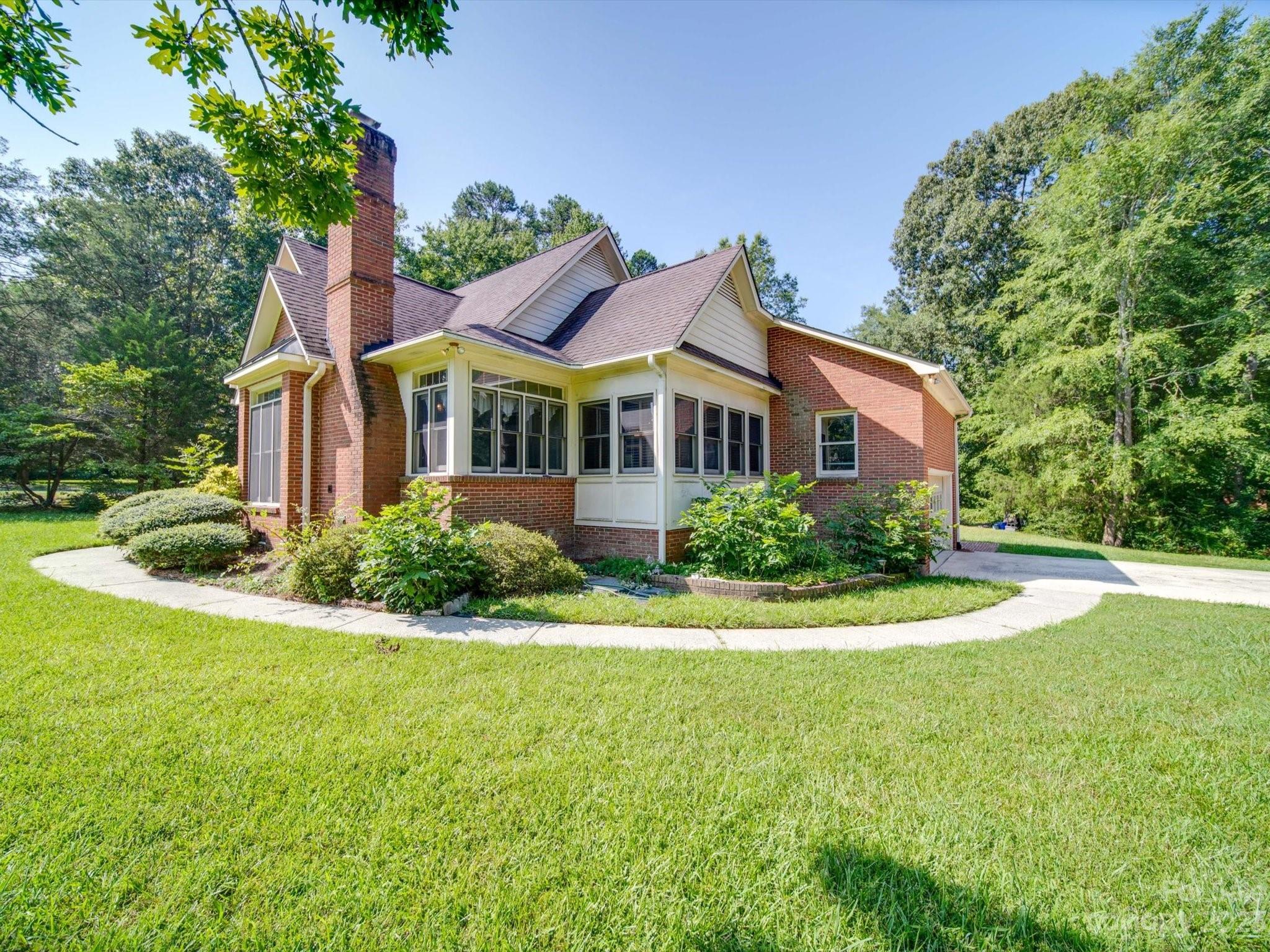 4113 Secrest Shortcut Road