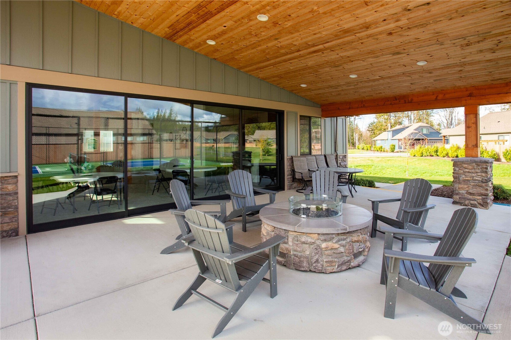 1409 Woods Point Loop