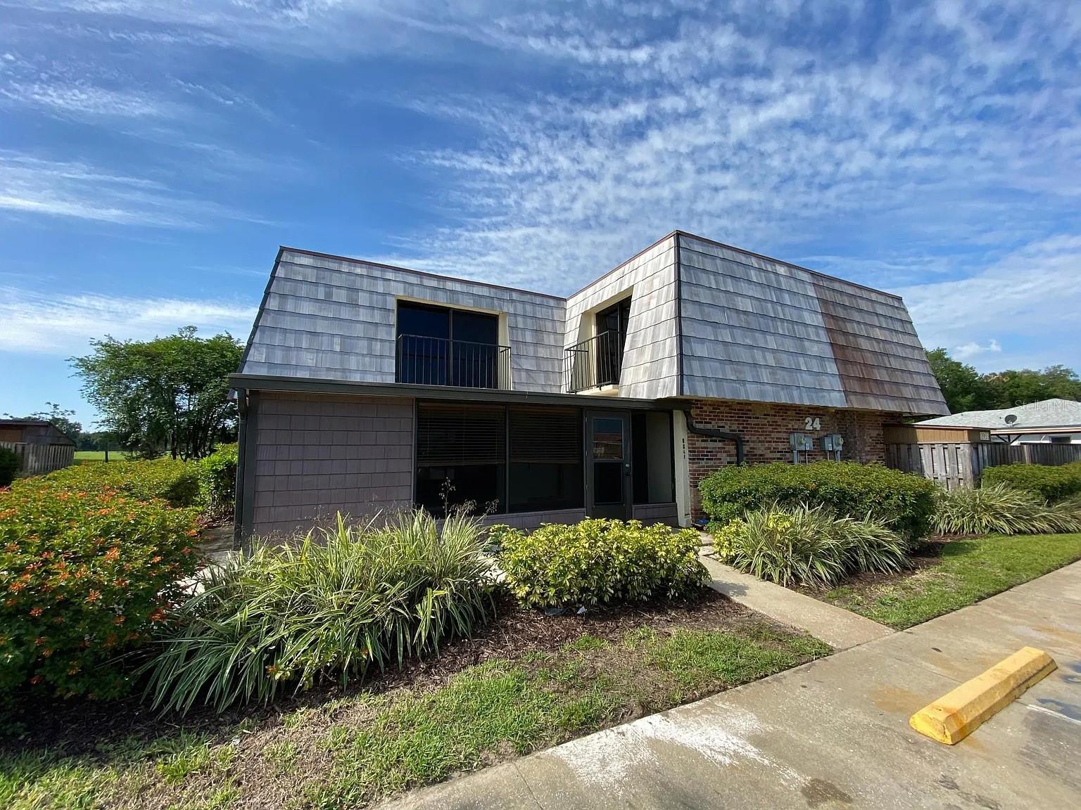 2949 Poplar Avenue