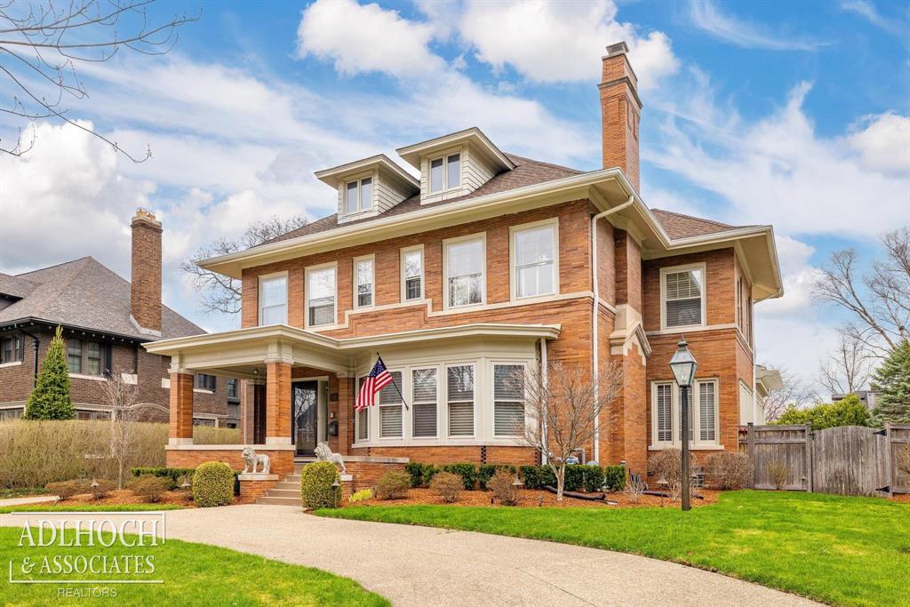 ** IMPECCABLY MAINTAINED GROSSE POINTE PARK COLONIAL!! **  LOCATED JUST OFF MAUMEE, THIS FANTASTIC FAMILY HOME FEATURES AN UPDATED KITCHEN WITH GRANITE COUNTERTOPS, 2 EATING SPACES, STAINLESS STEEL APPLIANCES INCLUDING A MIELE COFFEE MACHINE, AND CENTER ISLAND, LARGE LIVING ROOM WITH FIREPLACE, MAGNIFICENT WOOD-CARVED HOME OFFICE, FORMAL DINING ROOM, AND FAMILY ROOM WITH HOME THEATER AND MULTIPLE WINDOWS OVERLOOKING THE BEAUTIFUL BACKYARD WITH BLUE STONE PATIO AND IN-GROUND POOL.  HOME ALSO FEATURES A STUNNING 2-STORY FOYER, 5 LARGE BEDROOMS, THIRD FLOOR STORAGE ROOM, HARDWOOD FLOORS, NEW BOILER, CENTRAL AIR, NEWER WINDOWS, 3.5 CAR GARAGE, HIGH CEILINGS, AND A FINISHED BASEMENT WITH FULL BATHROOM, WET BAR, WINE ROOM, AND WALK-OUT STAIRCASE LEADING TO BACKYARD POOL.  ** THIS HOME HAS IT ALL!! **