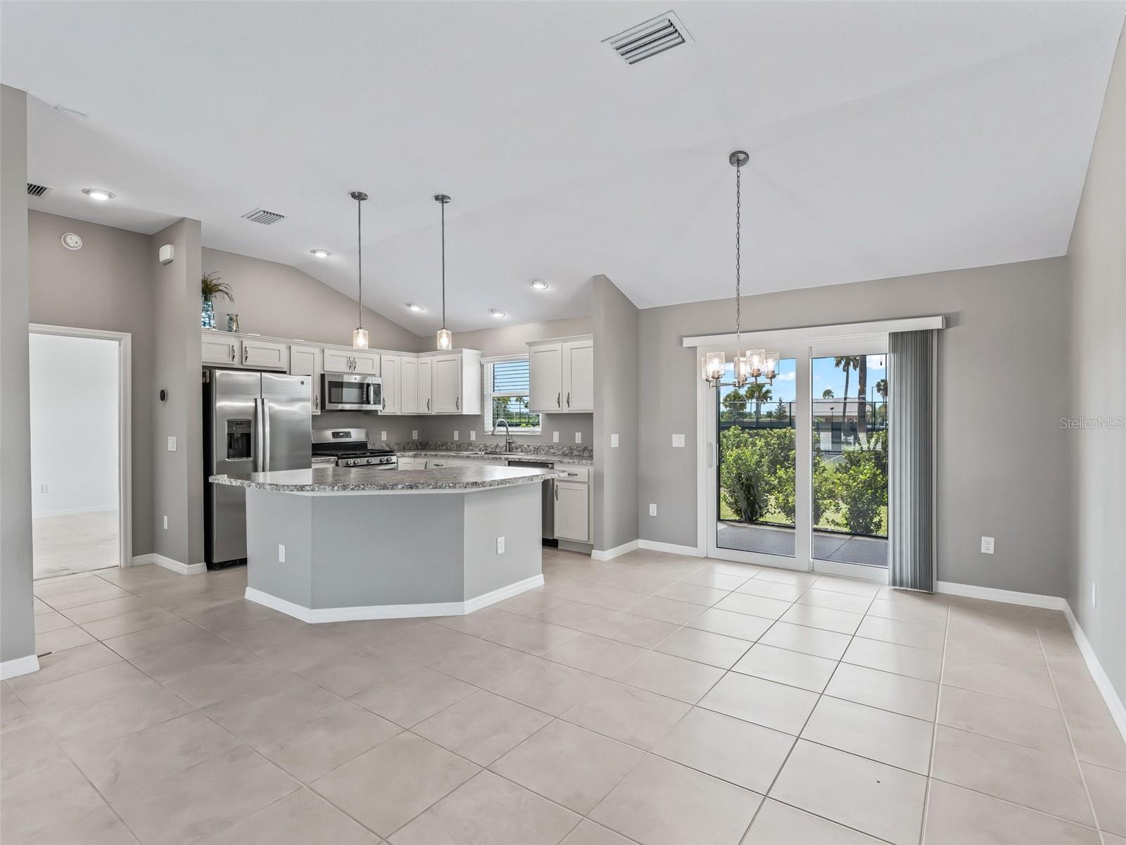 2816 Navy Hill Circle