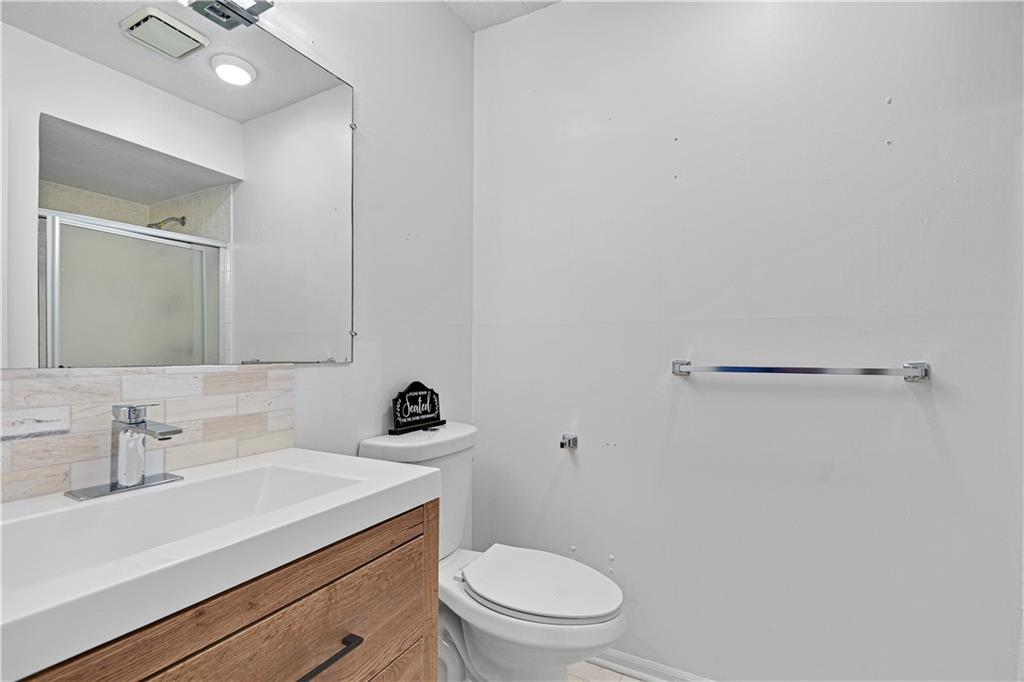 8151 Holmes Road 101