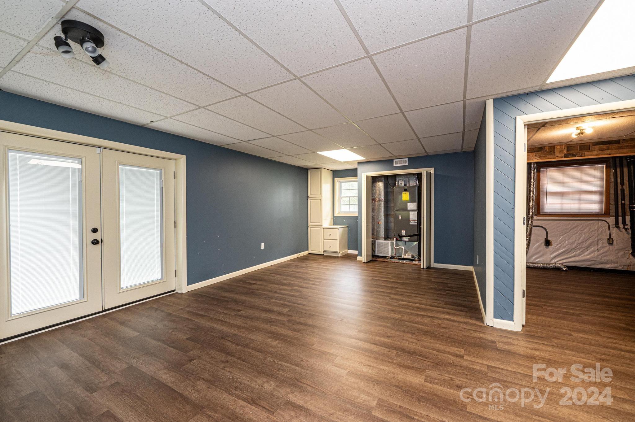 1661 Tanglewood Drive