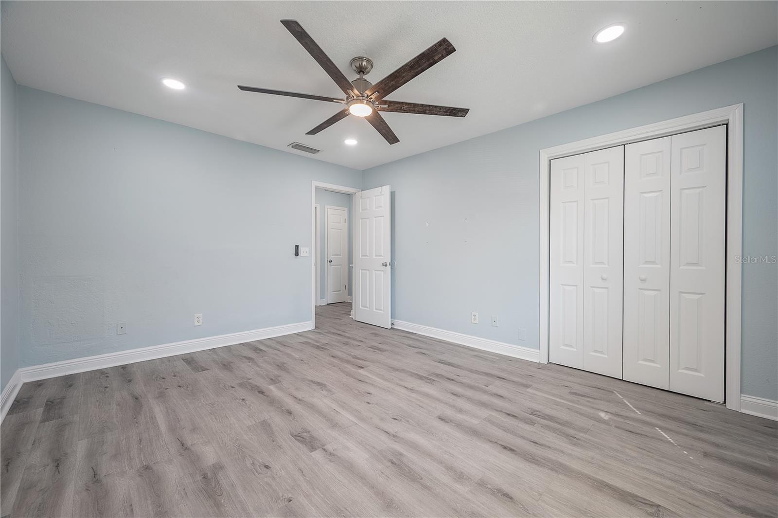 13700 Orange Sunset Drive