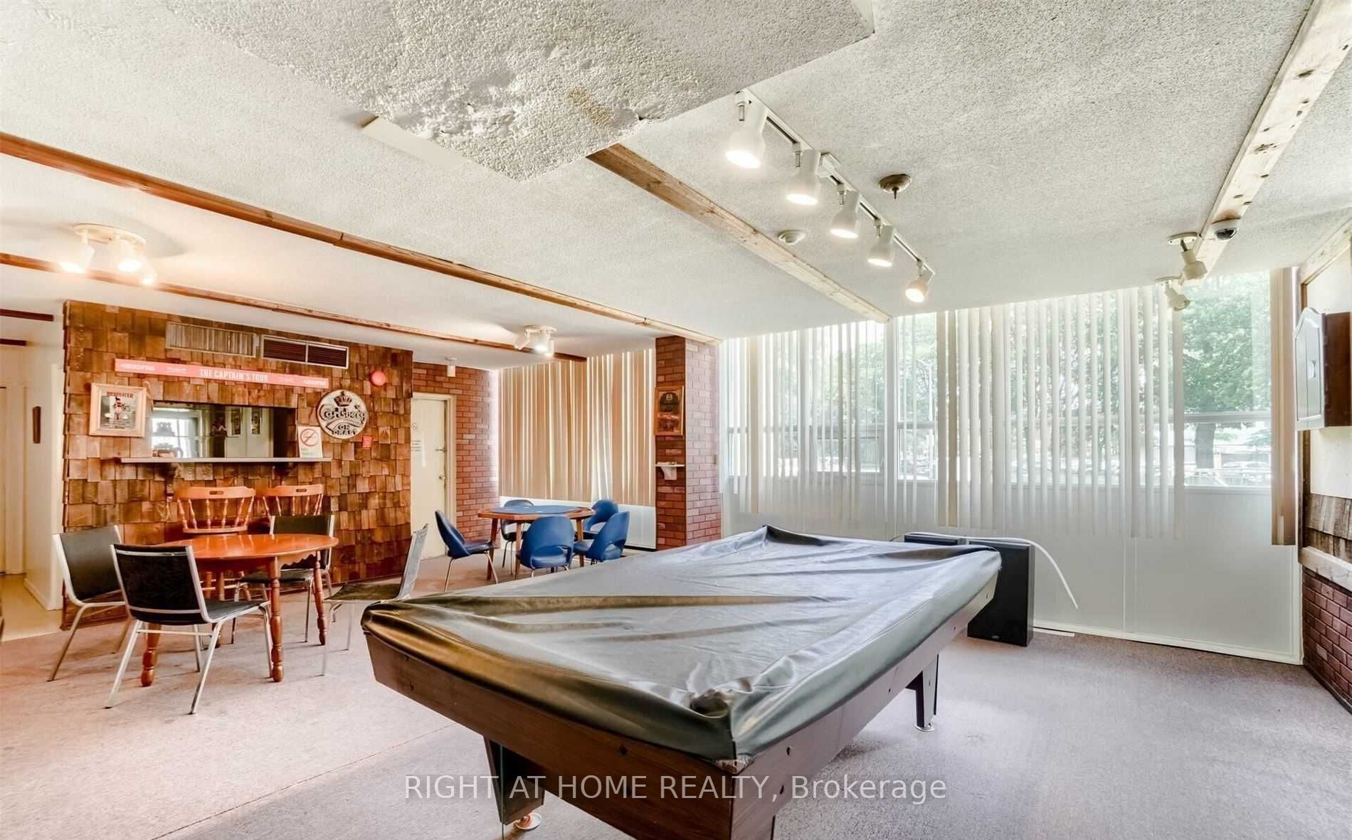 2323 Confederation Pkwy 408