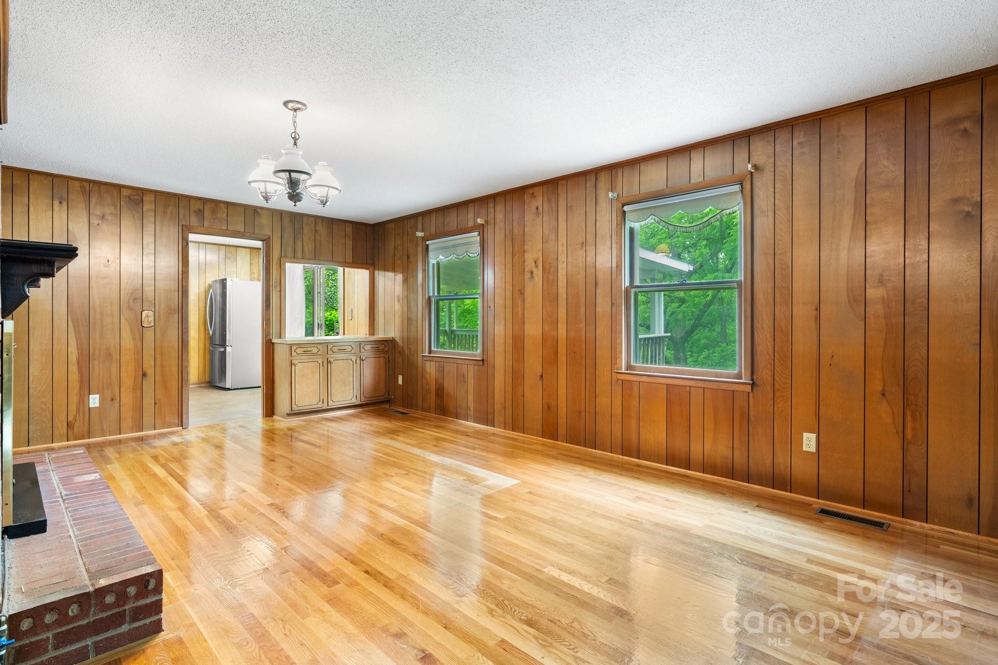4306 Joplin Road