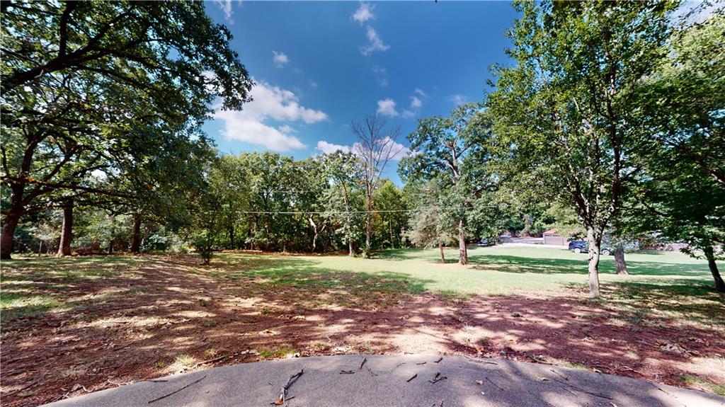 911 Briarwood Drive