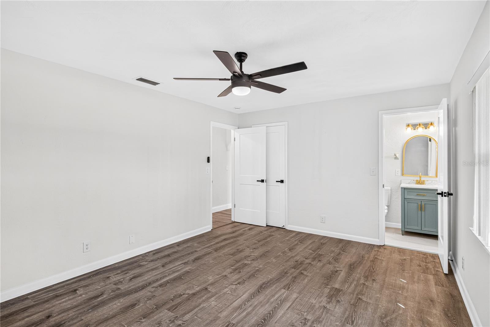 Property View 30