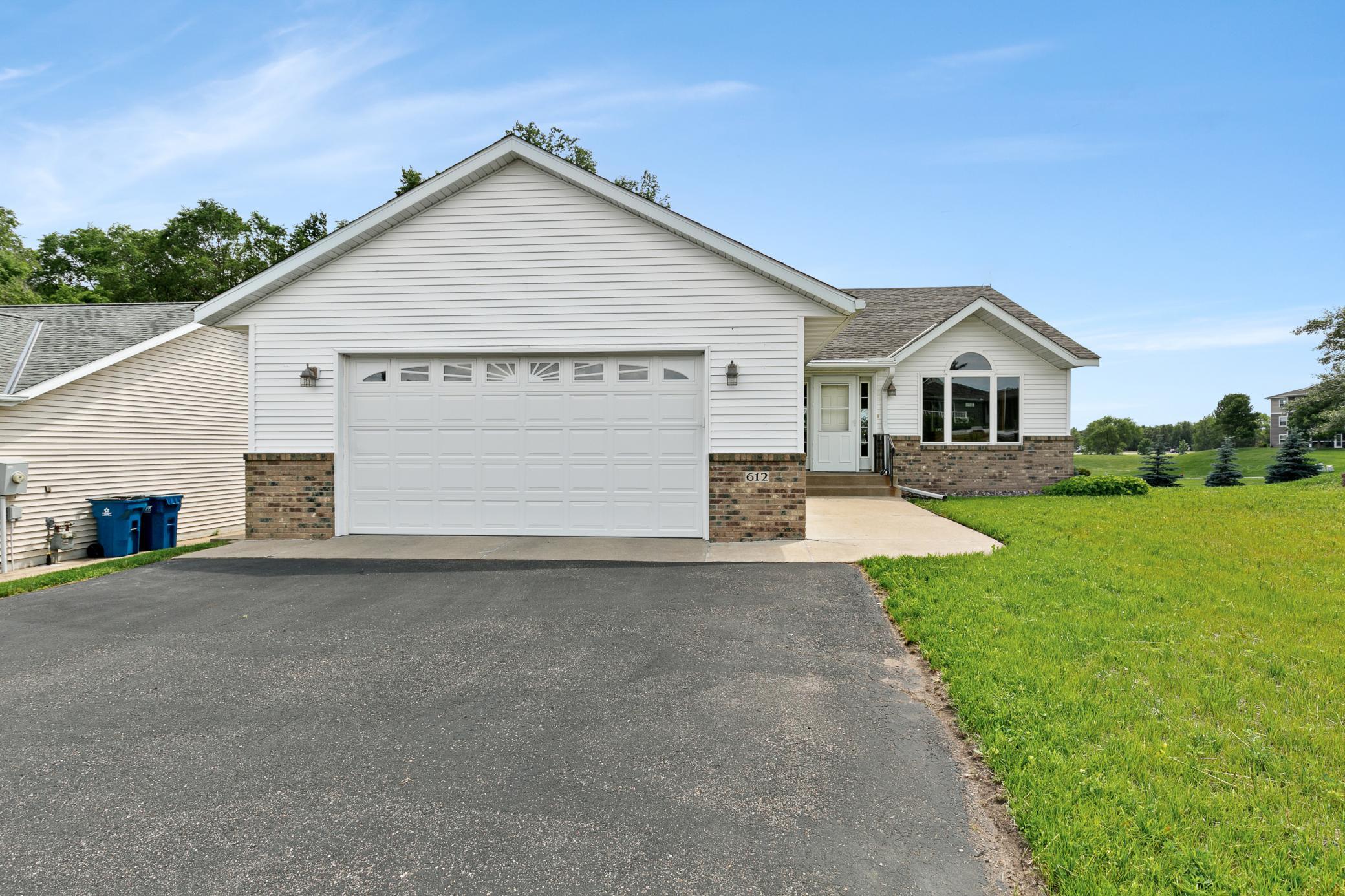 612 Fir Street NE