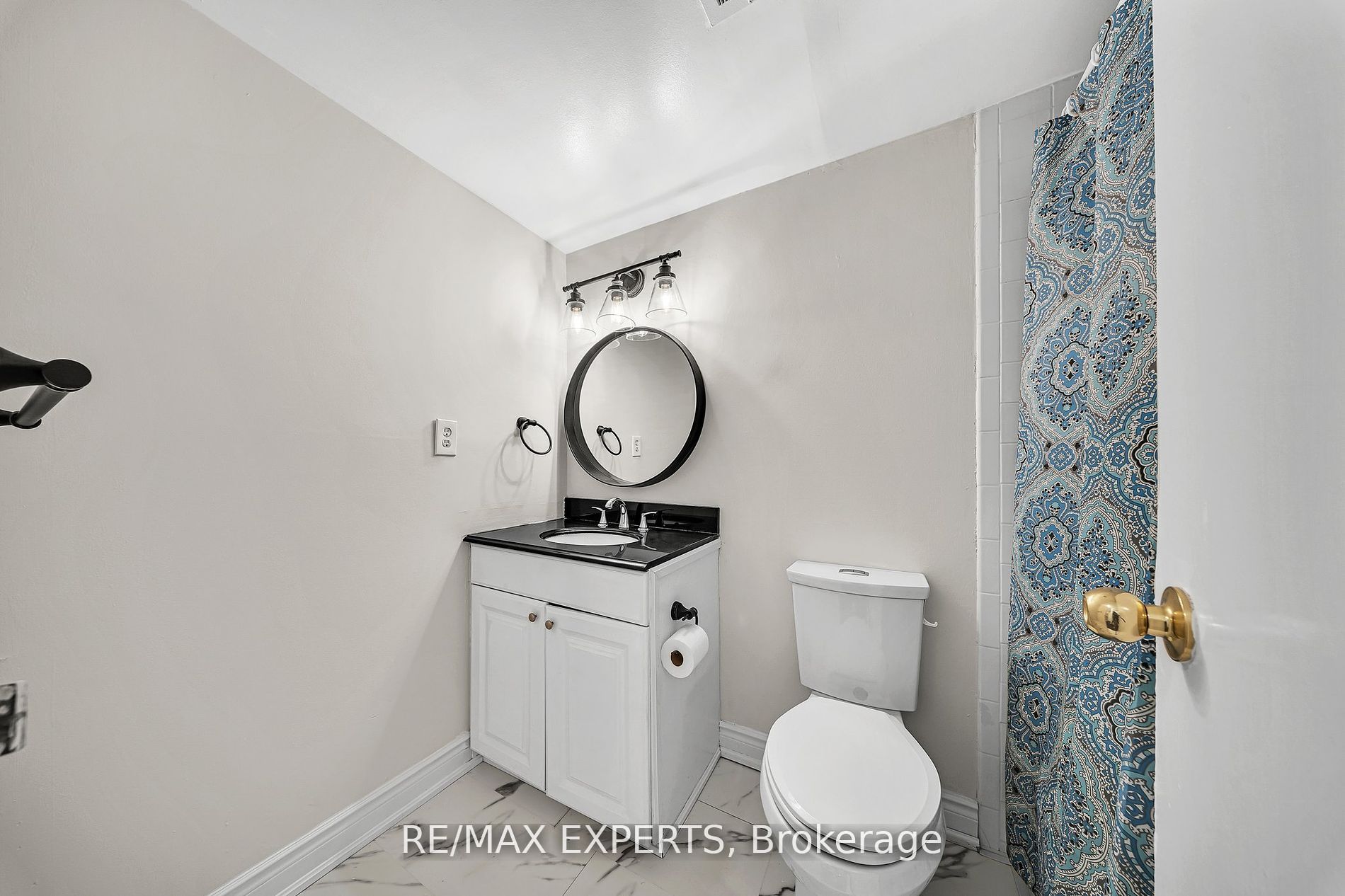 25 Kensington Rd 211