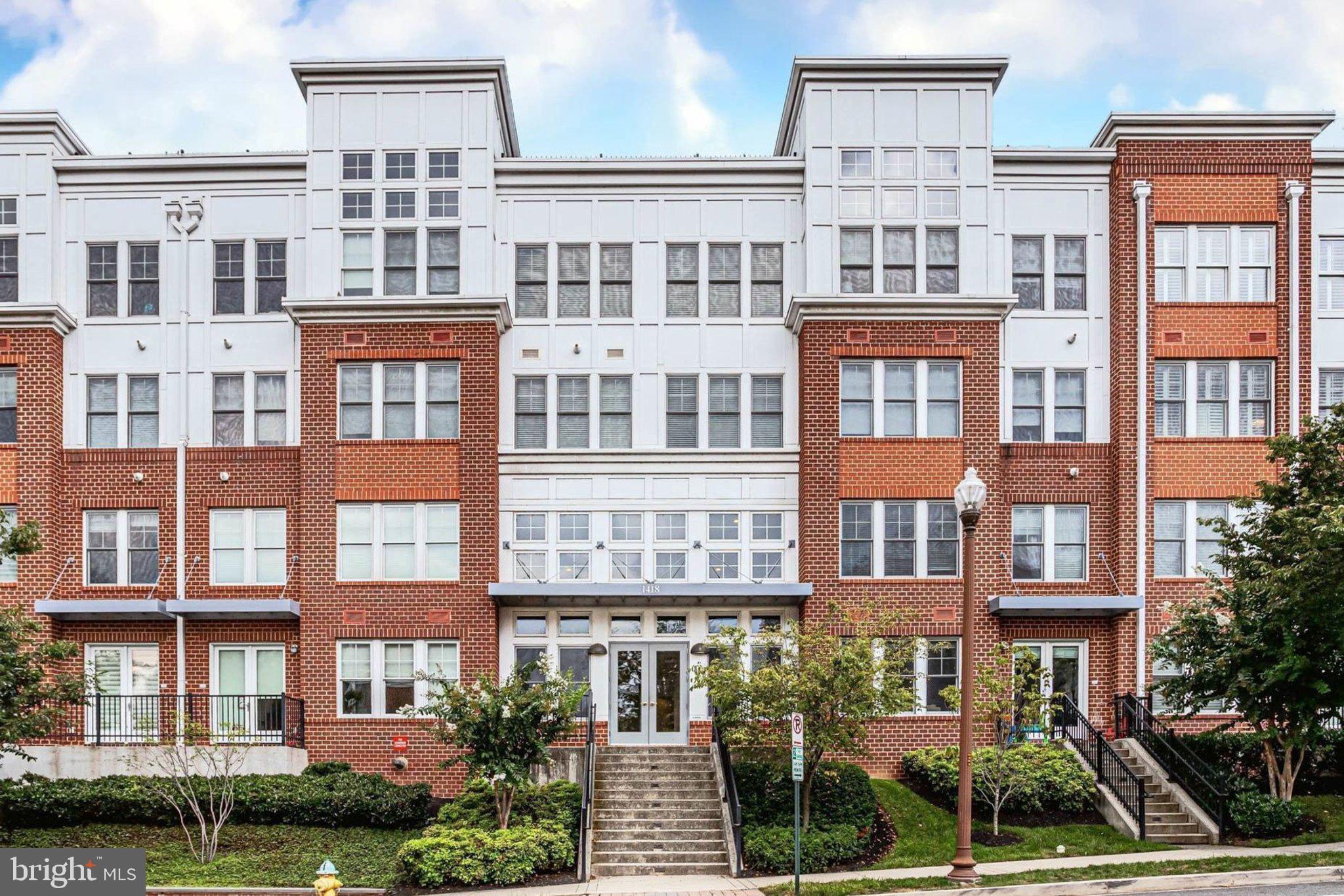 1418 N Rhodes Street B106