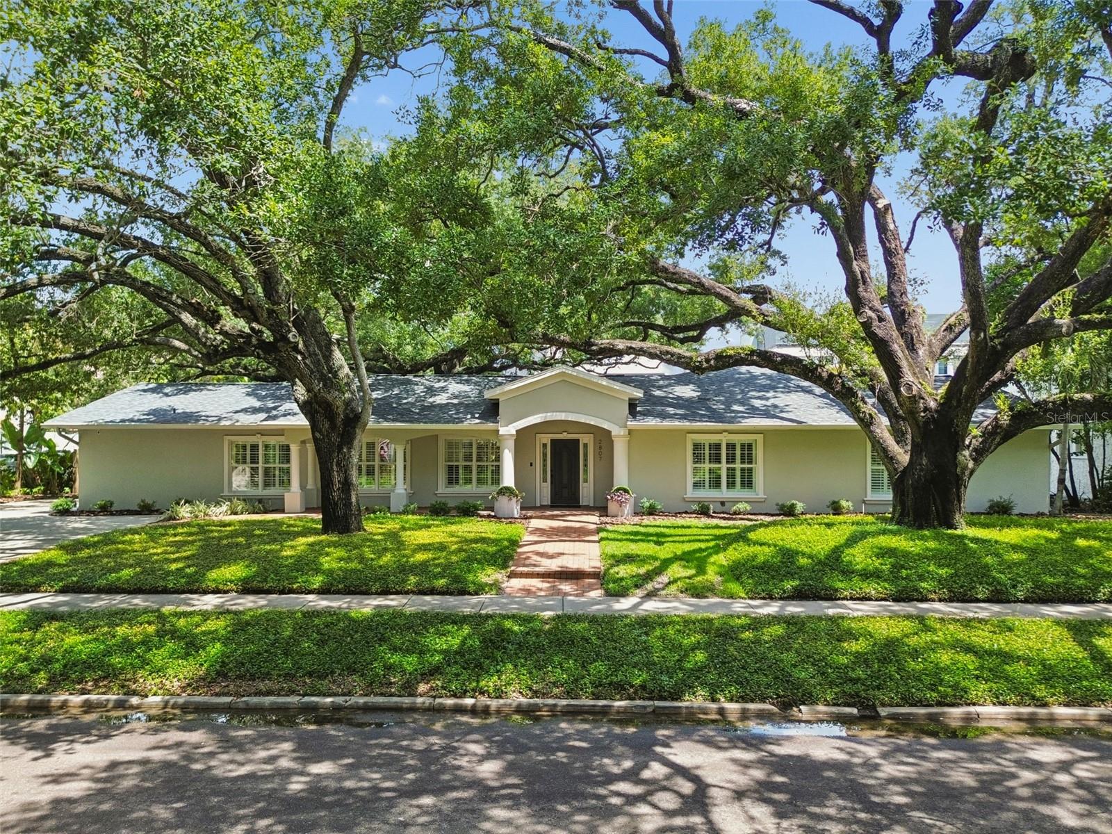 2807 W Fountain Boulevard, Tampa, FL