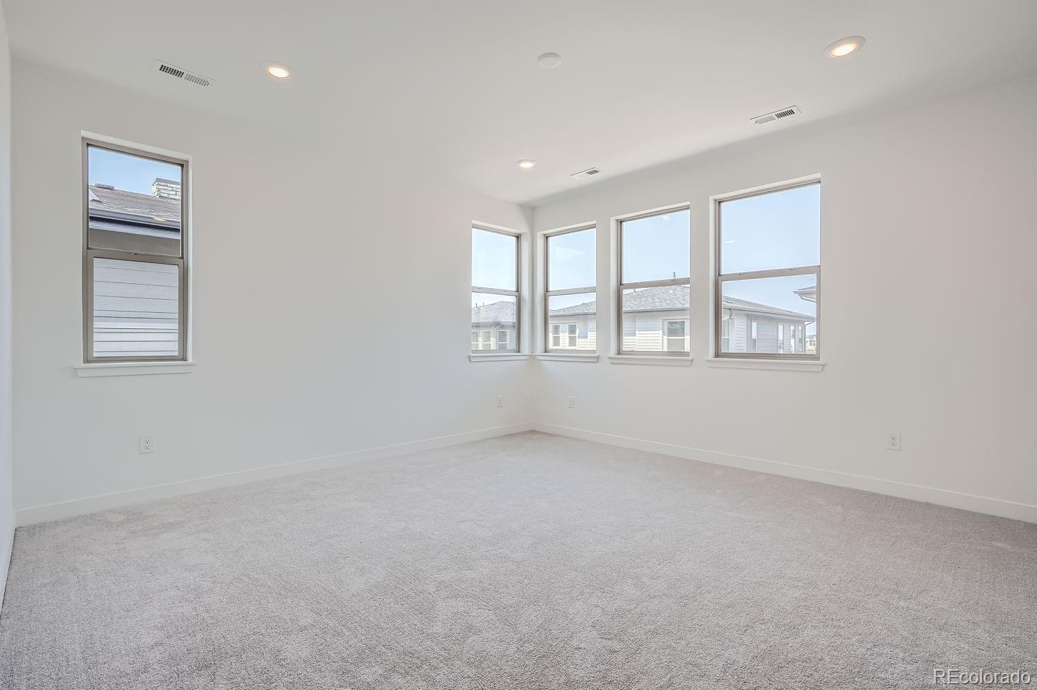 3234 S Russell Street