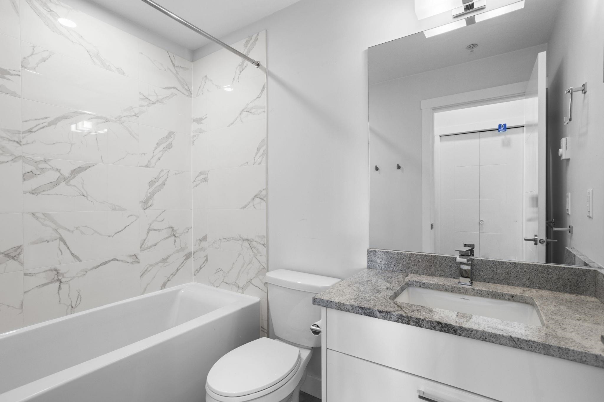 20686 Eastleigh Crescent 207