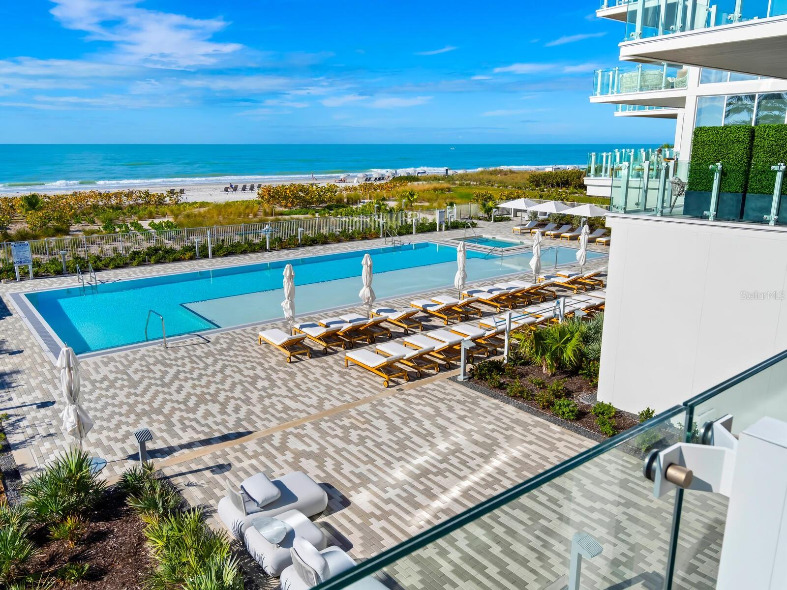 4651 Gulf Of Mexico Drive 402