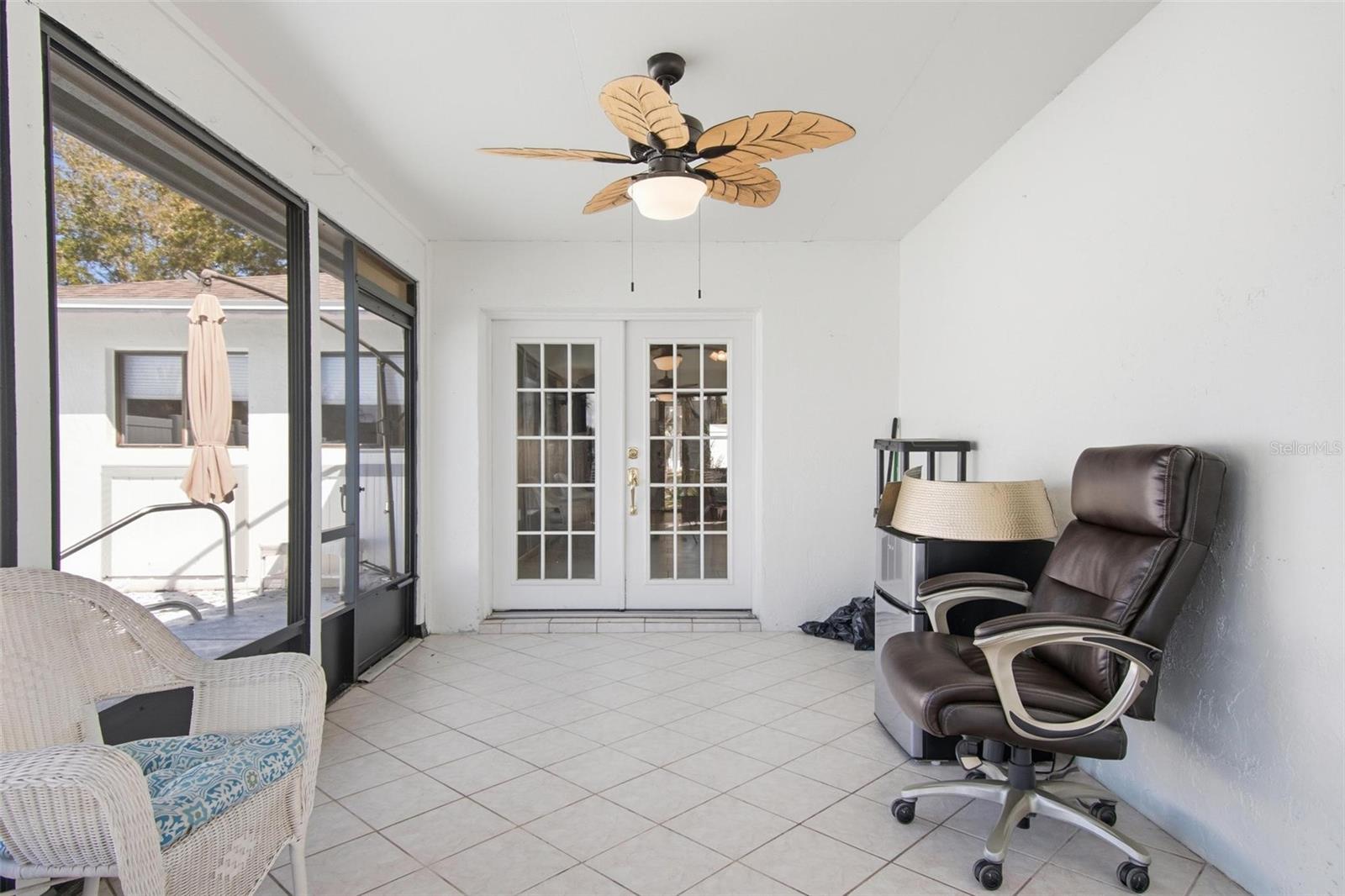 4 Coral Reef Court S