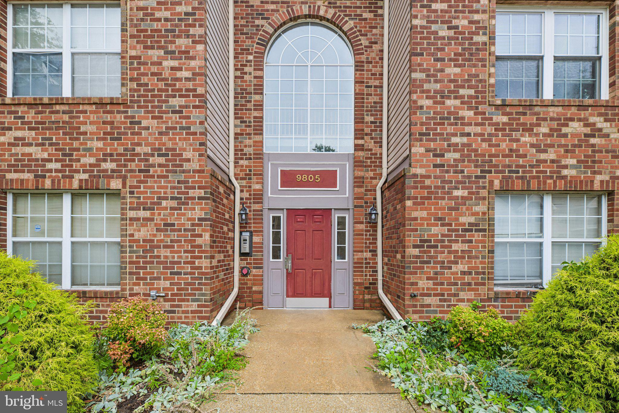 9805 Lake Pointe Court 304