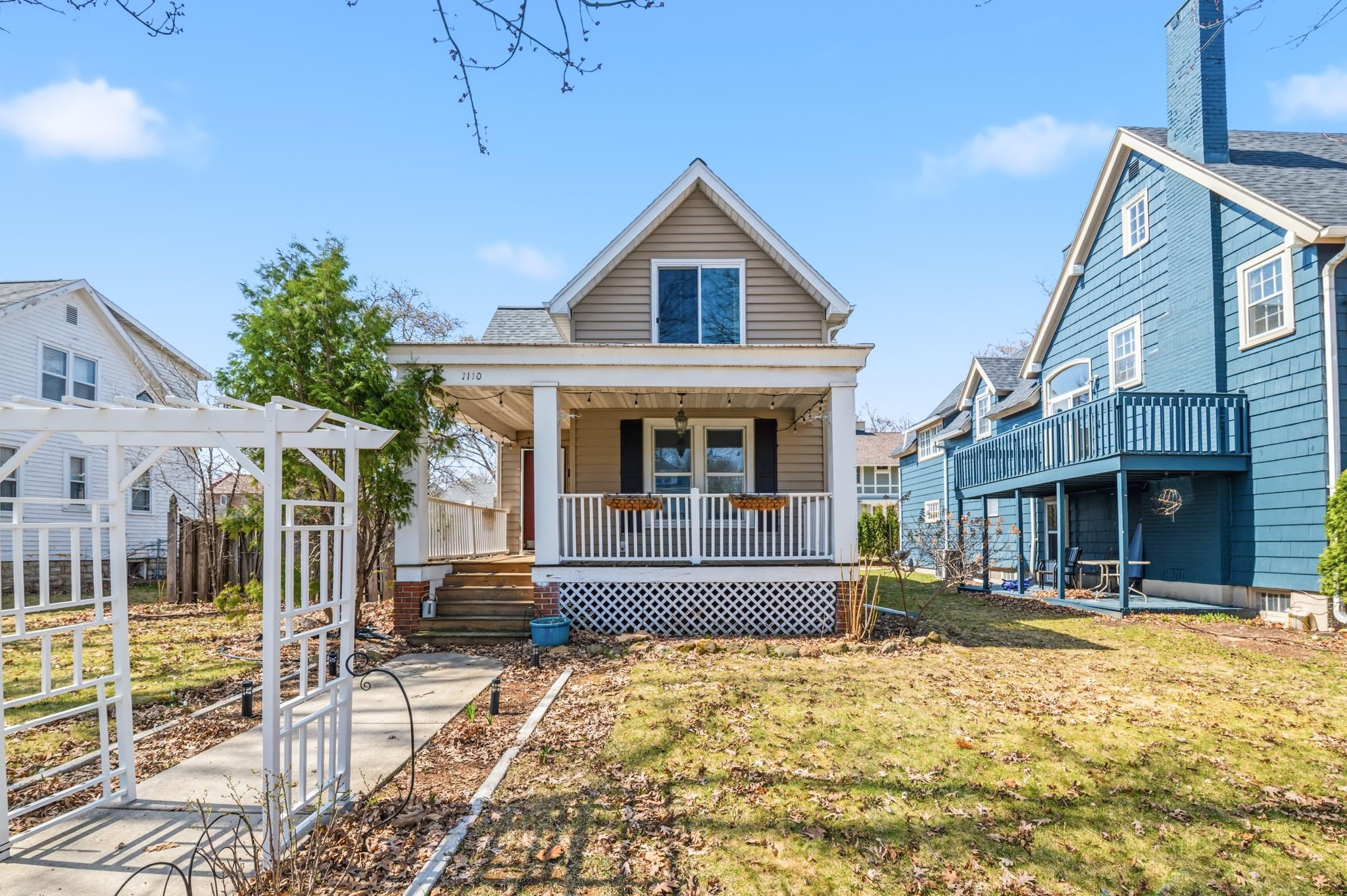 1110 S Webster Avenue