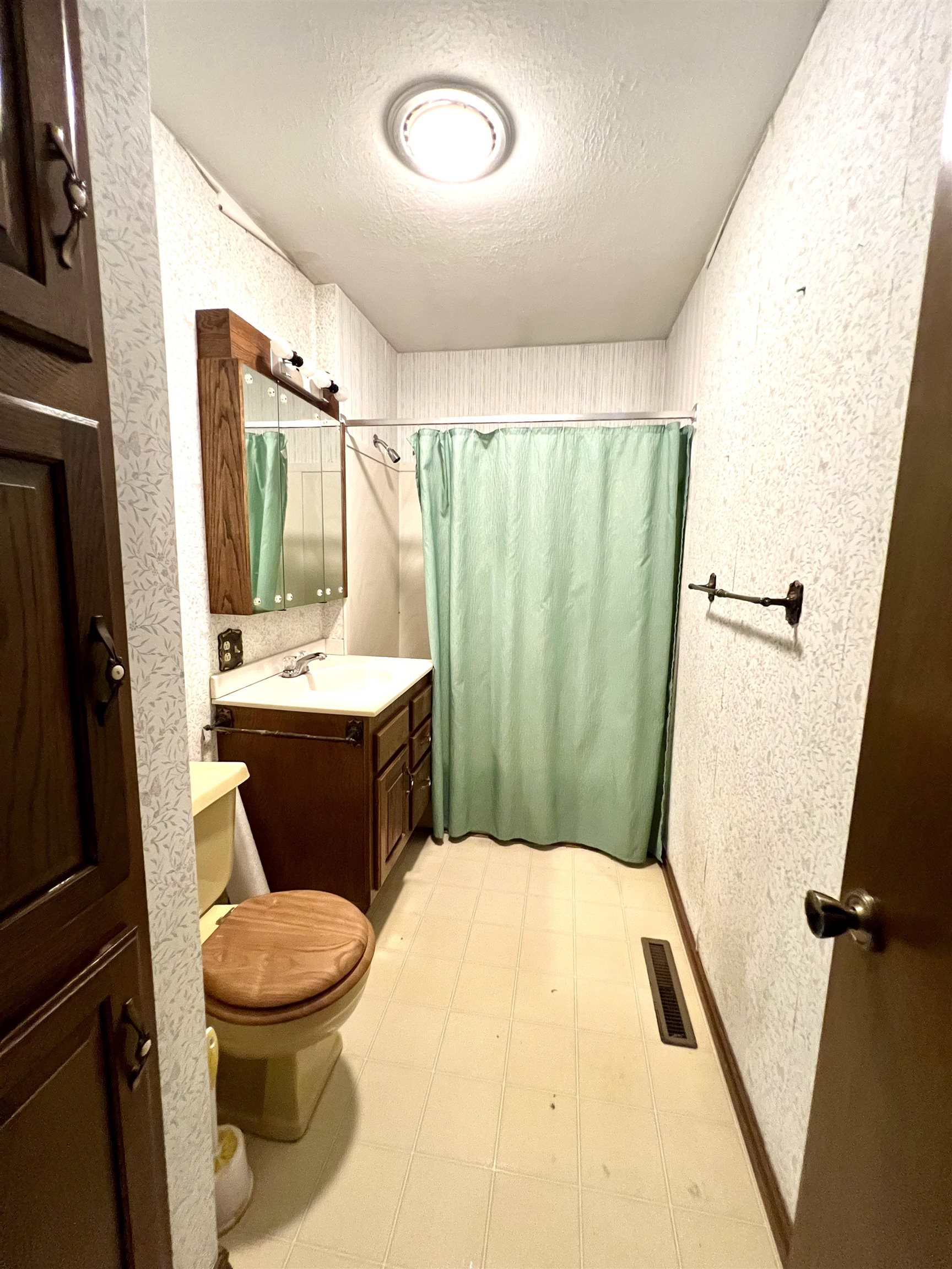 1015 N 10th