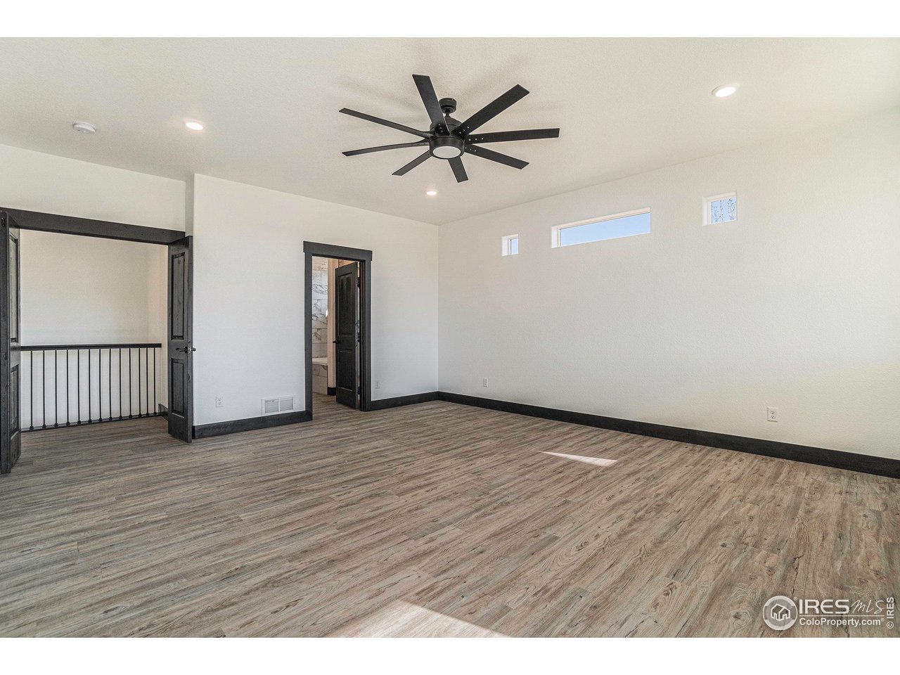 8759 Longs Peak Cir