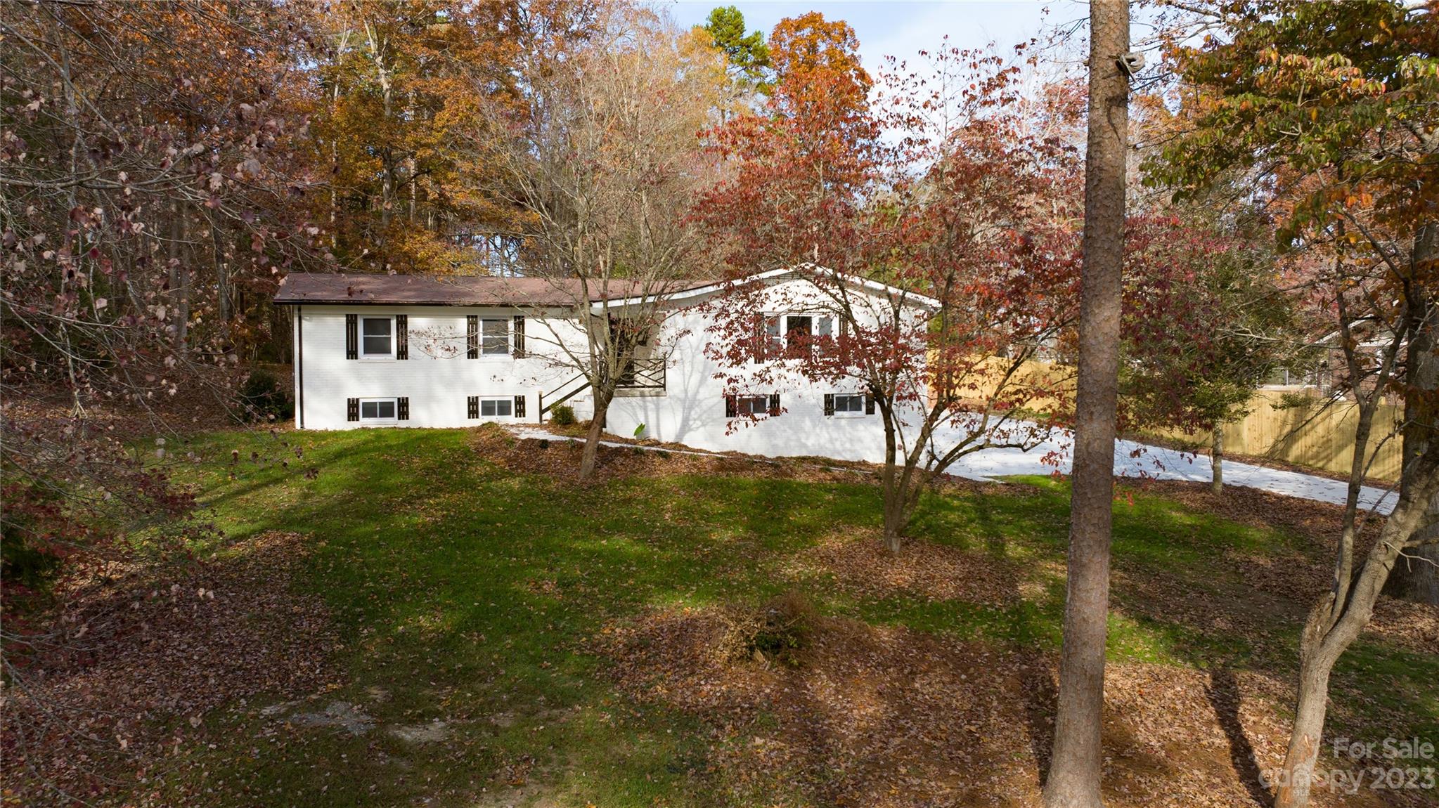 220 Holly Hills Drive