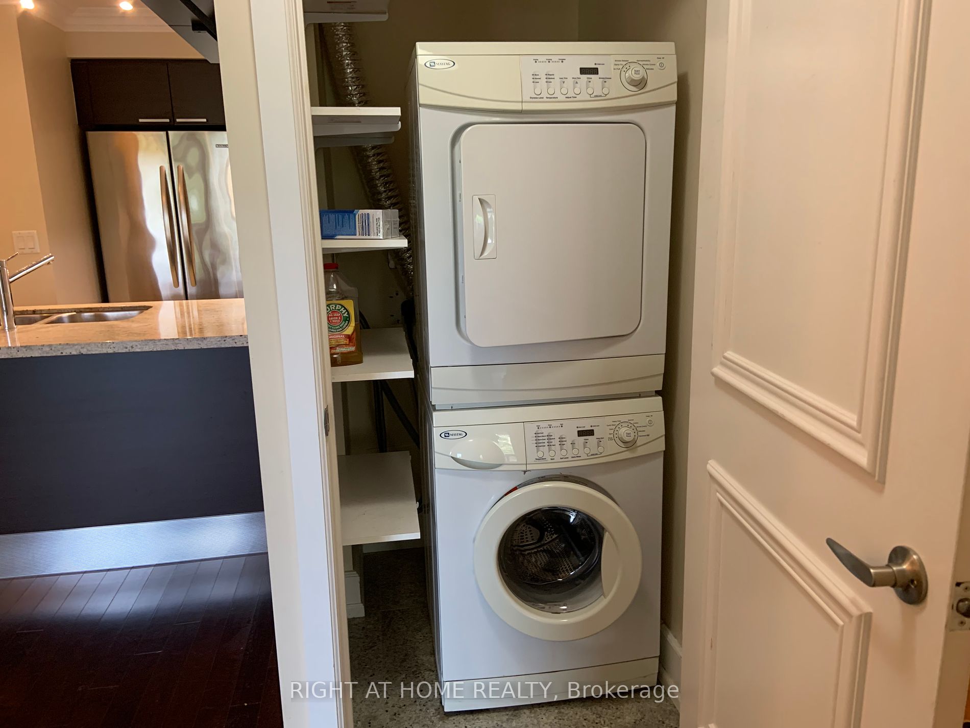 650 E Sheppard Ave 204