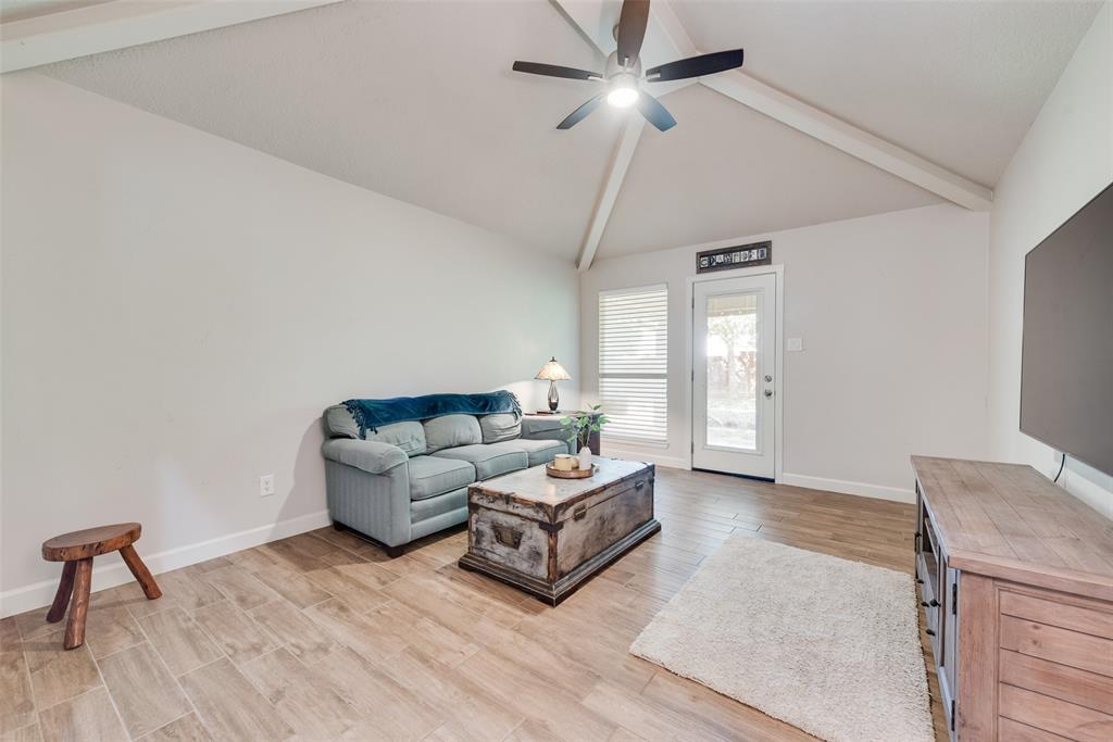 8000 Kendra Lane